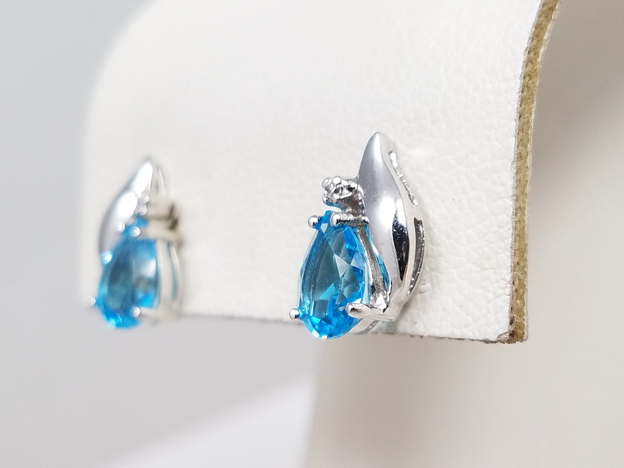Petite 14k White Gold Natural Blue Topaz Diamond Earrings