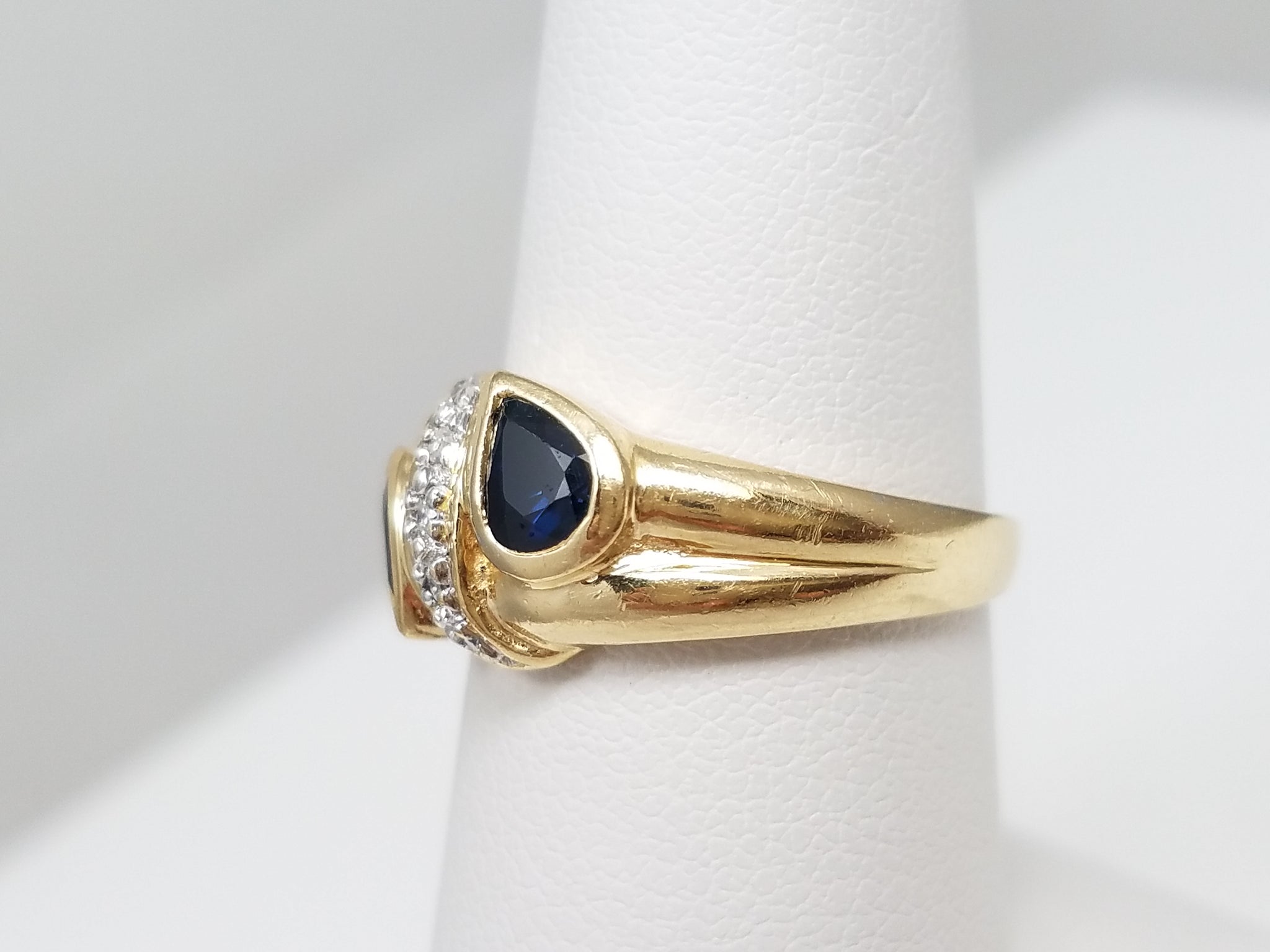 14k Yellow Gold Natural Sapphire + Diamond Ring