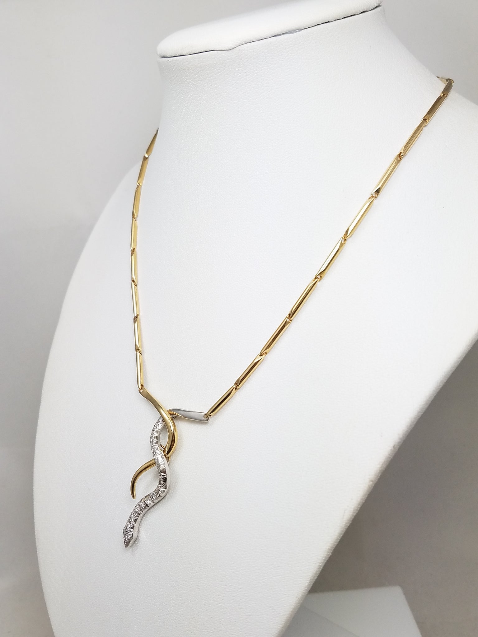Edgy 18k Two Tone Gold Natural Diamond Snake 15.5" Necklace