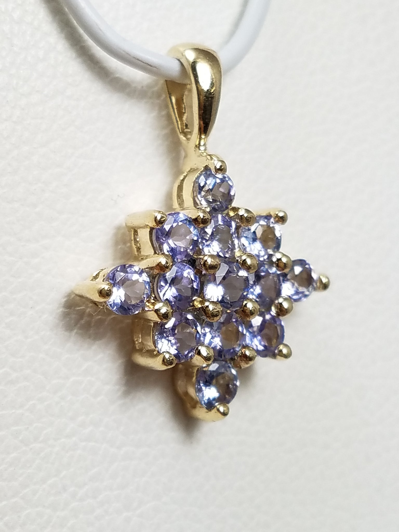 10k Yellow Gold Natural Tanzanite Cluster Pendant