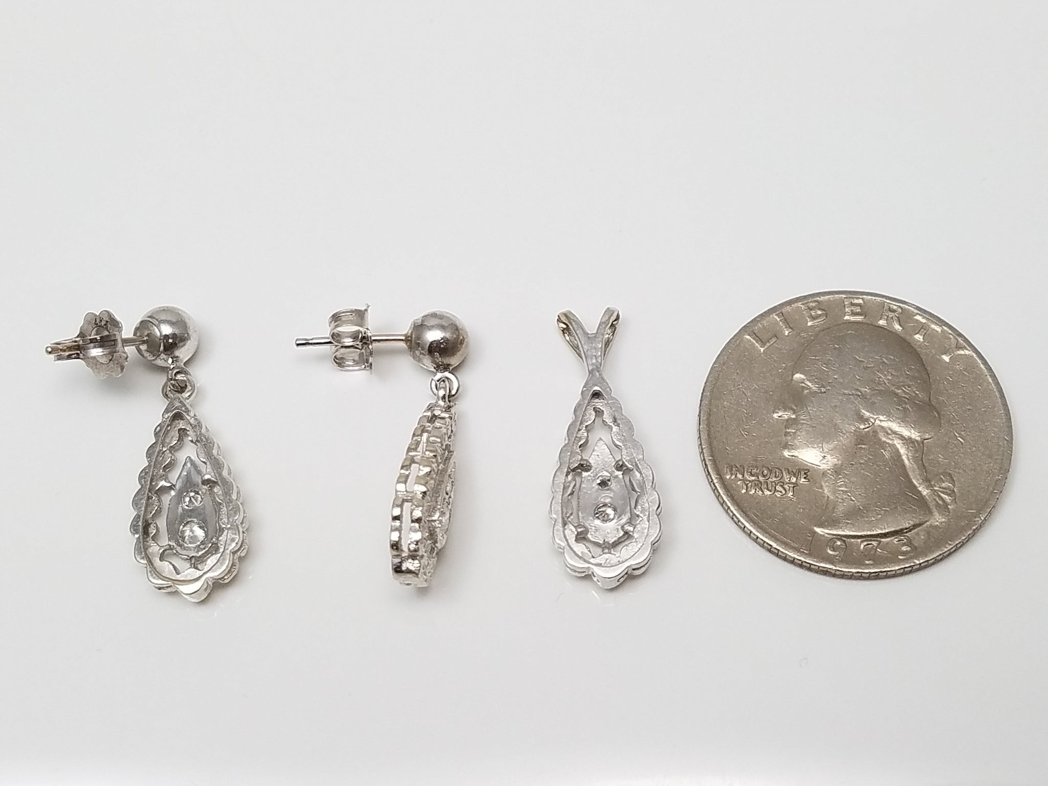 Swanky 14k White Gold Natural Diamond Earring & Pendant Set