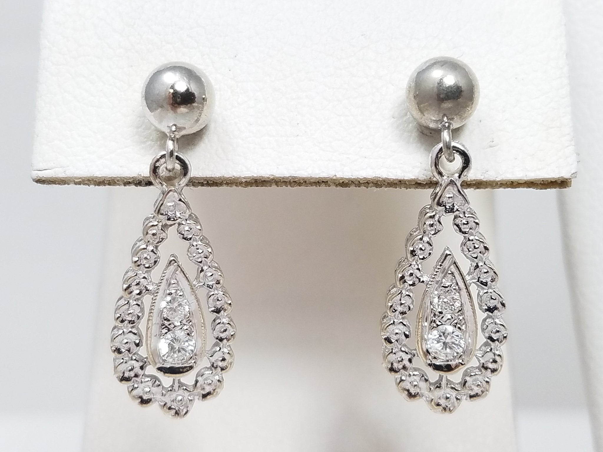 Swanky 14k White Gold Natural Diamond Earring & Pendant Set