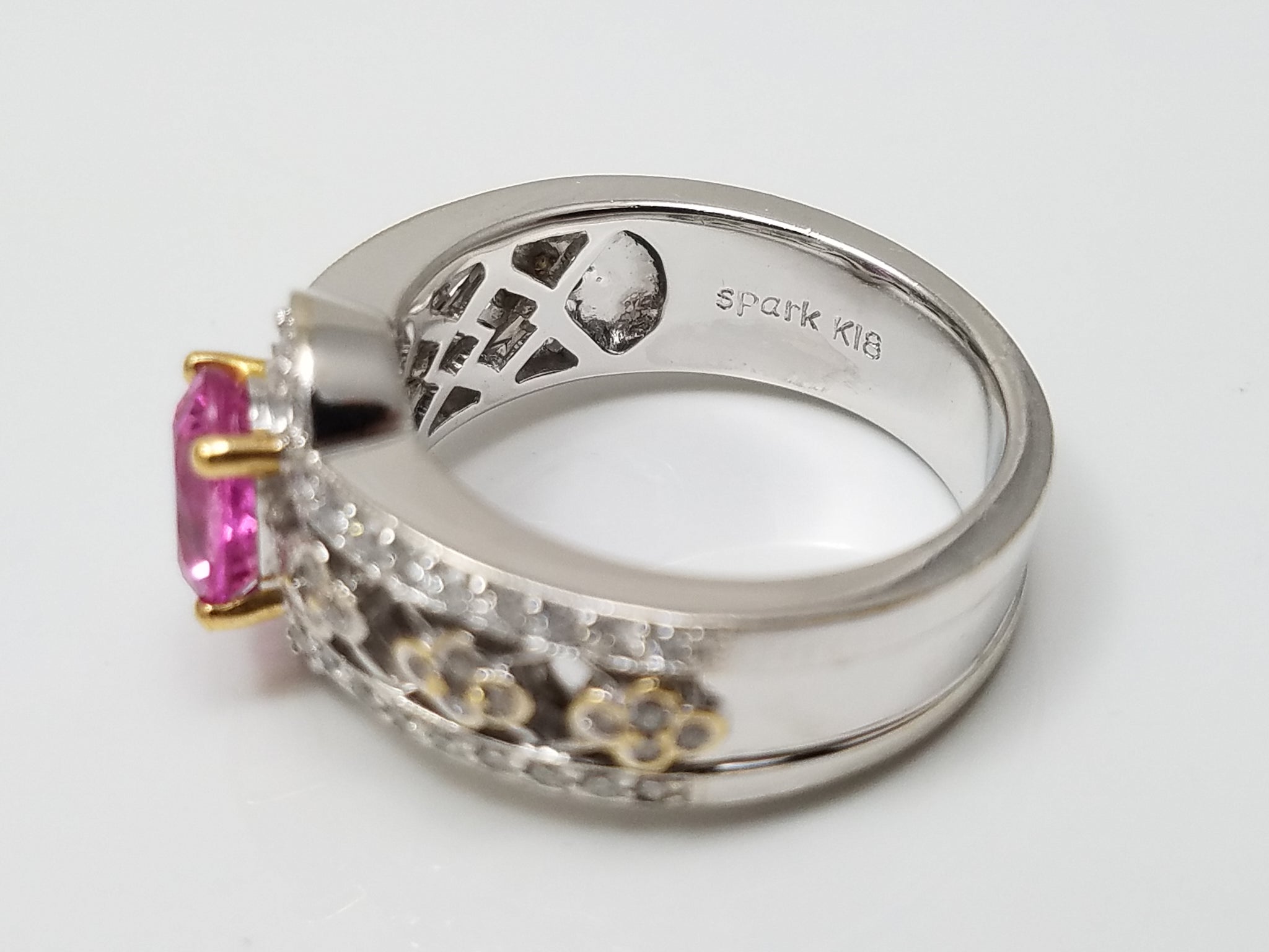 Magnificent 18k White Gold Natural Pink Sapphire Diamond Spark Ring