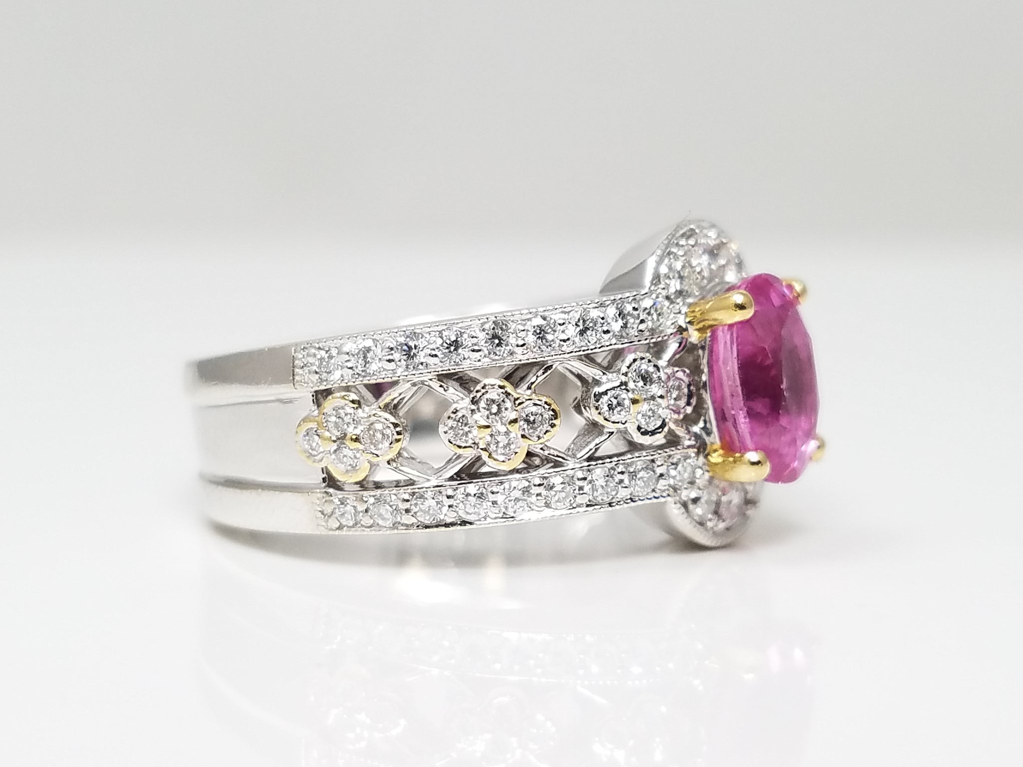 Magnificent 18k White Gold Natural Pink Sapphire Diamond Spark Ring