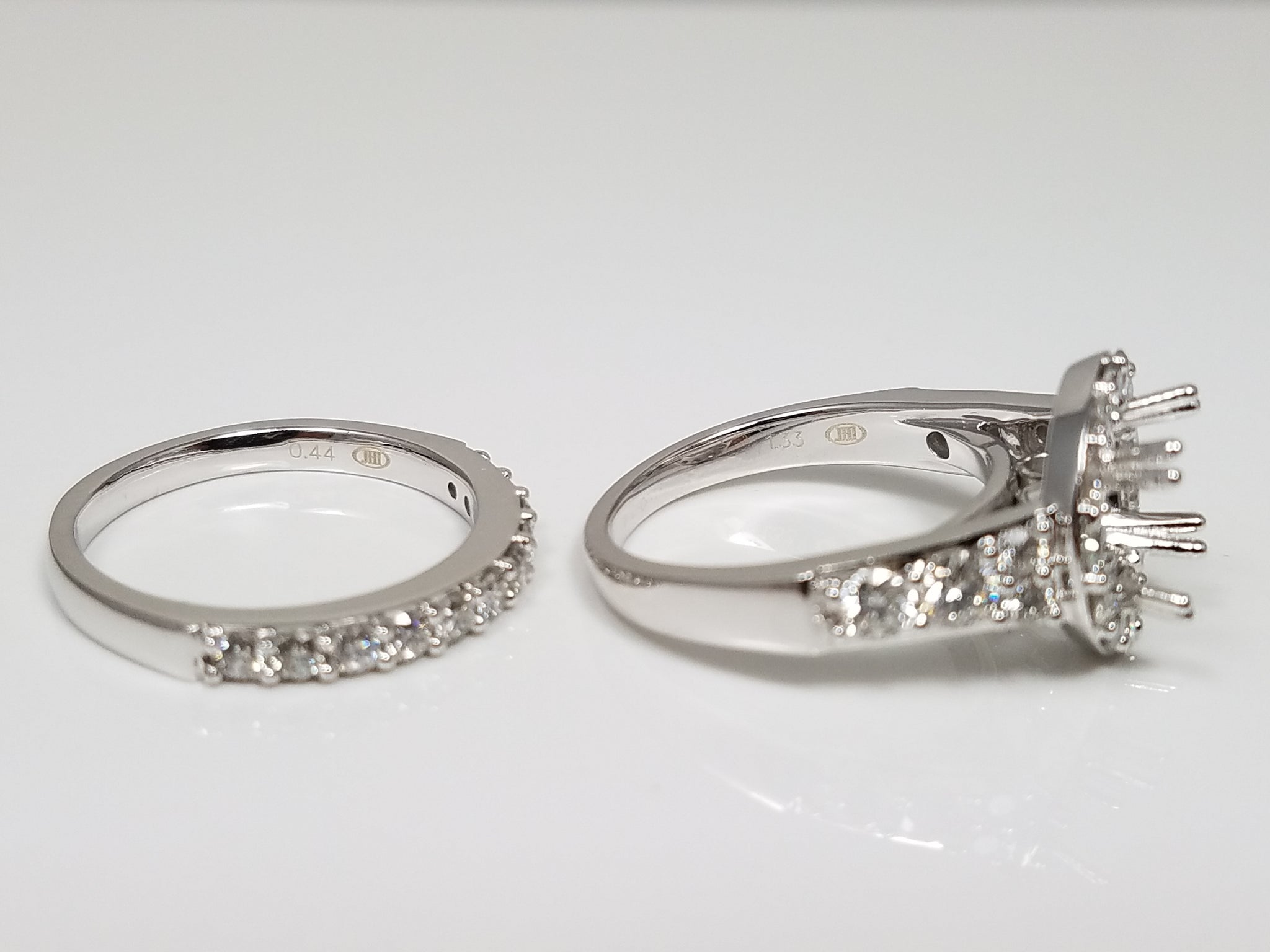 New! 14k White Gold Natural Diamond Halo Wedding Ring Mount Set