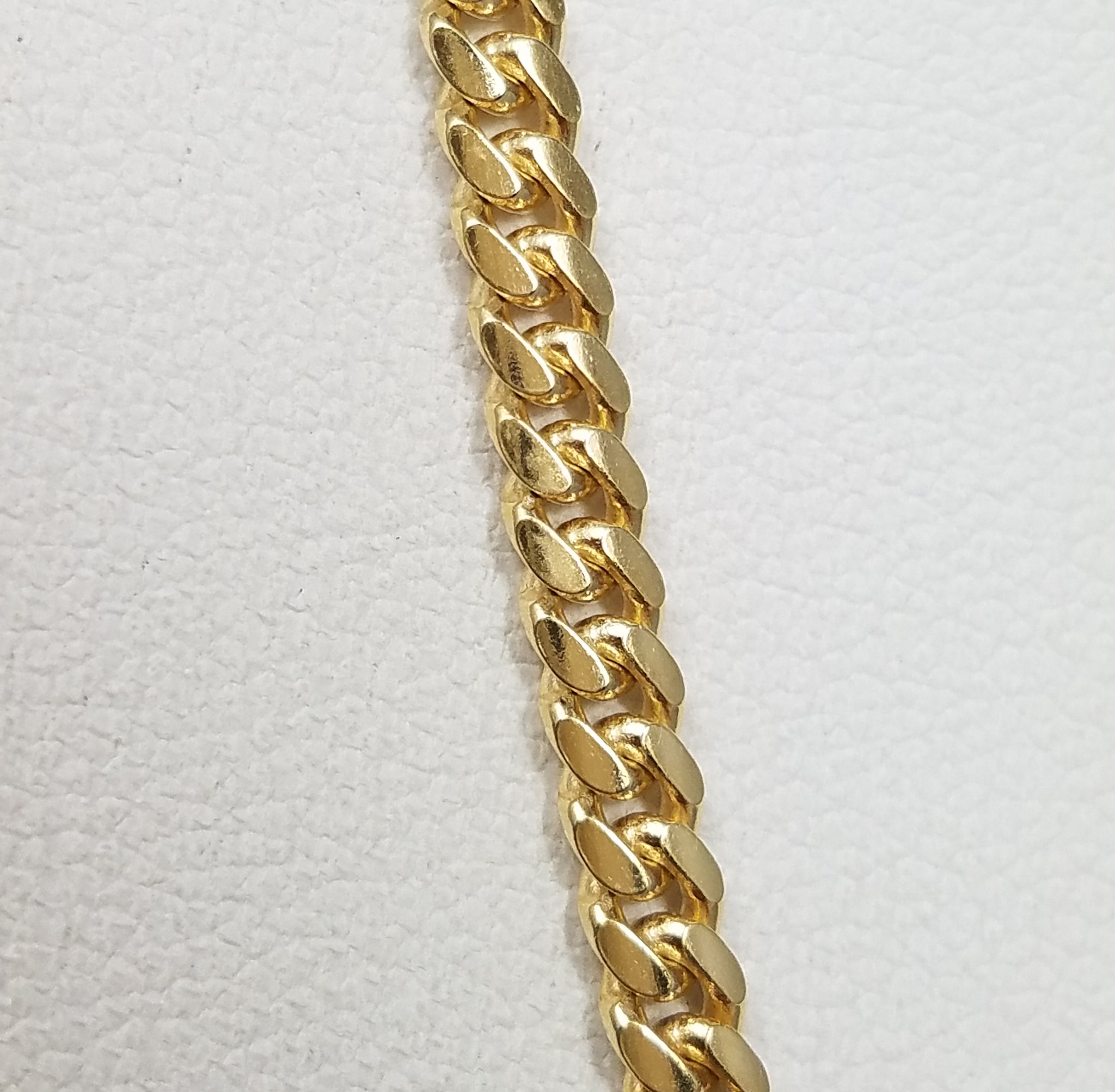 Sturdy 20" Solid 10k Yellow Gold Curb Link Chain Necklace