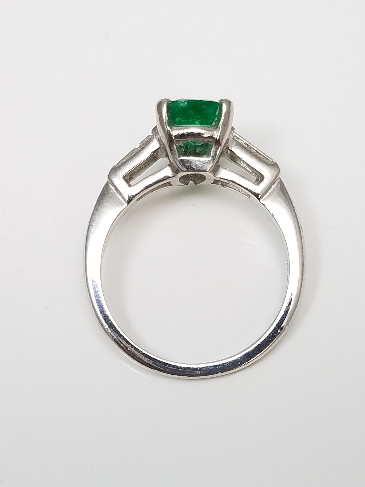 Classy Platinum Natural Emerald Diamond Ring