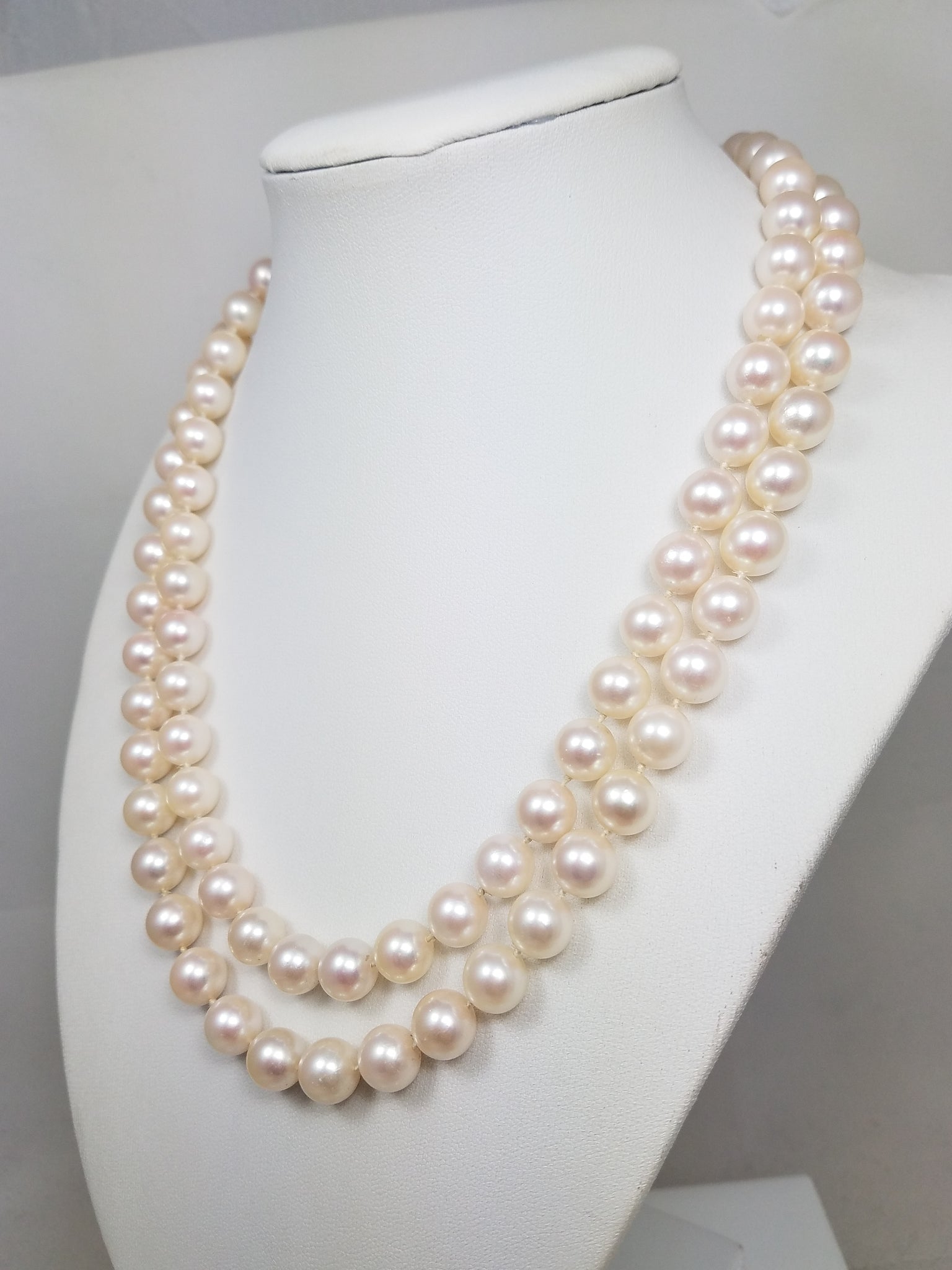 Lovely 36" Cultured South Sea Pearl Strand