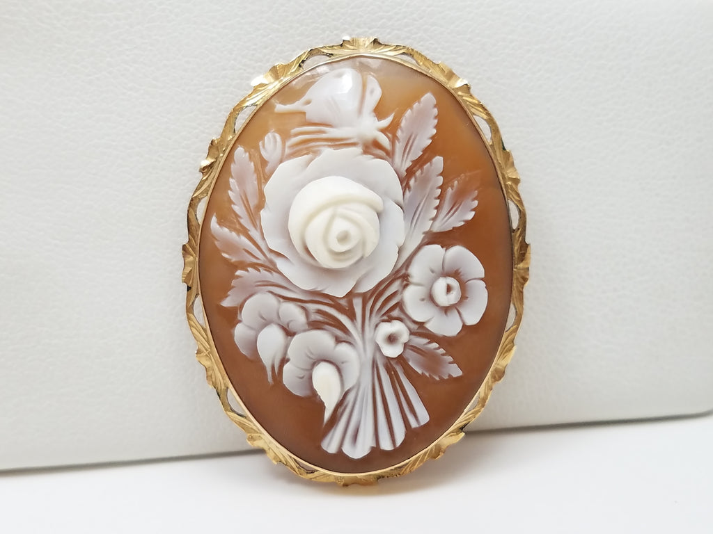 Lovely 14k Yellow Gold Carved Cameo Brooch