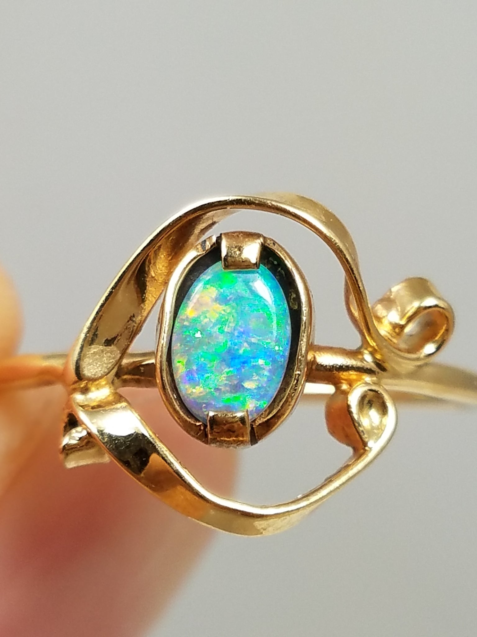 Vintage Artisan 14k Yellow Gold Natural Opal Hand Made Ring