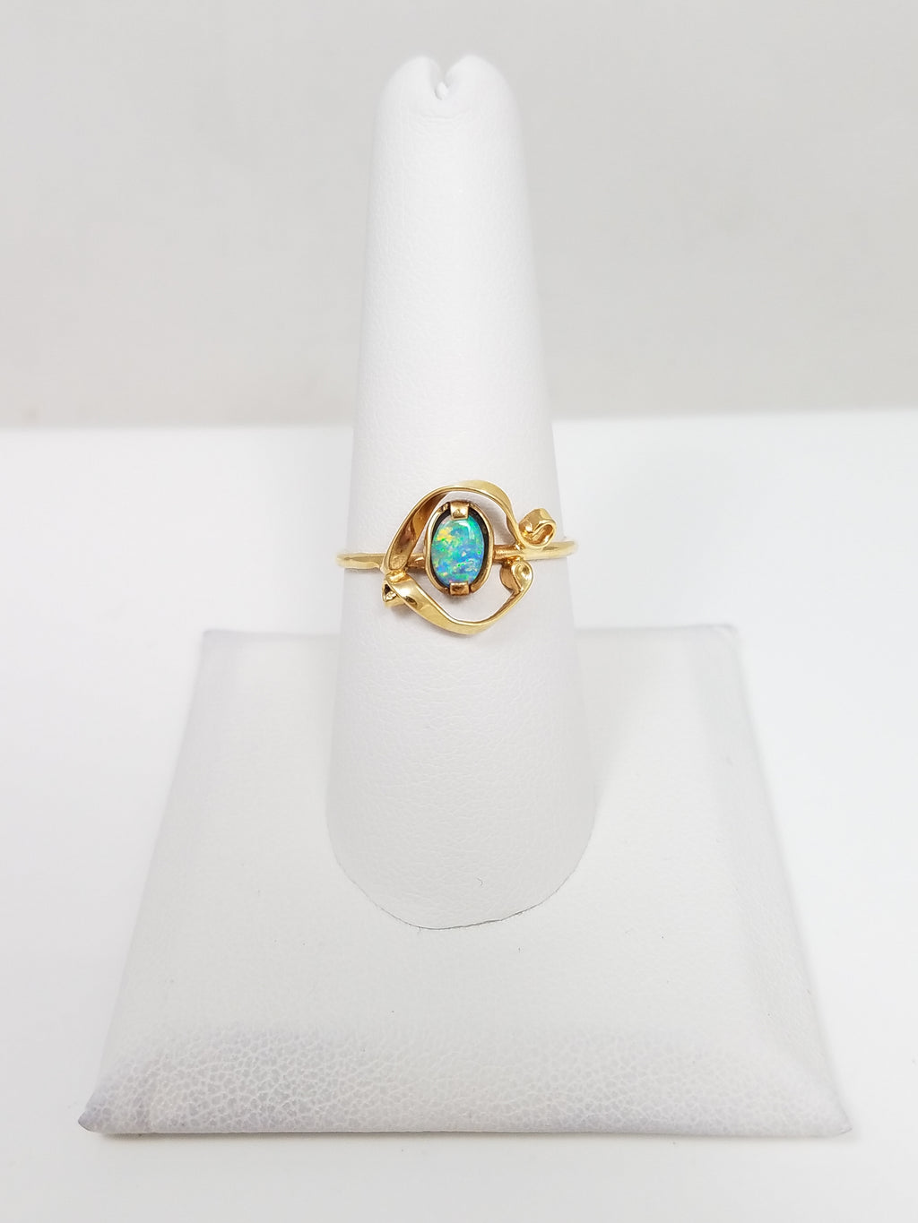 Vintage Artisan 14k Yellow Gold Natural Opal Hand Made Ring