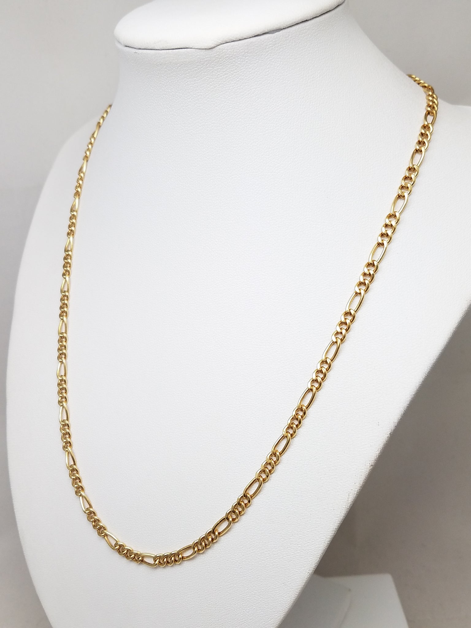 Classic 19.5" Hollow 18k Yellow Gold Figaro Link Chain Necklace