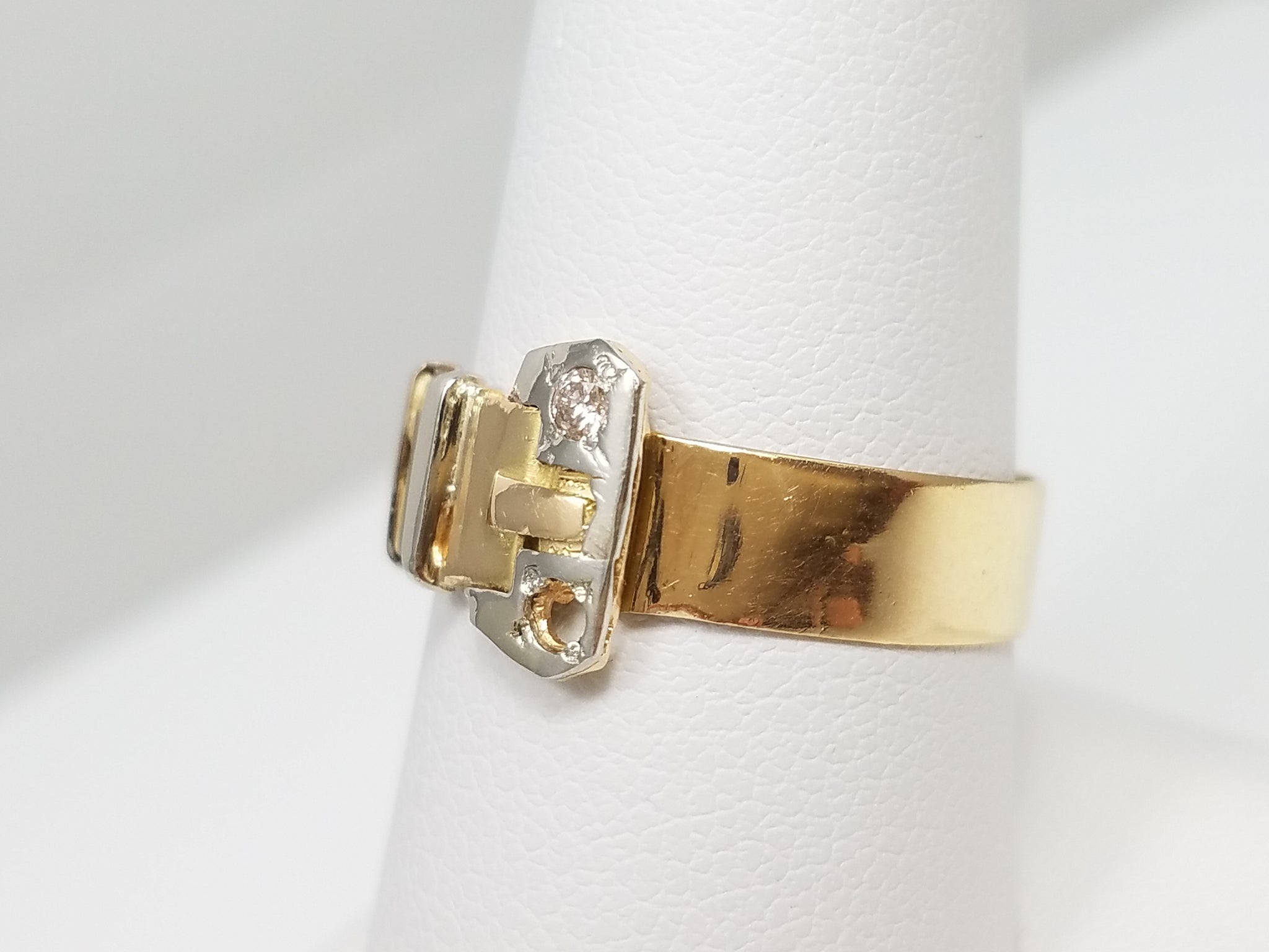 Chic Vintage Hand Made 18k Two Tone Gold Natural Diamond Buckle Ring