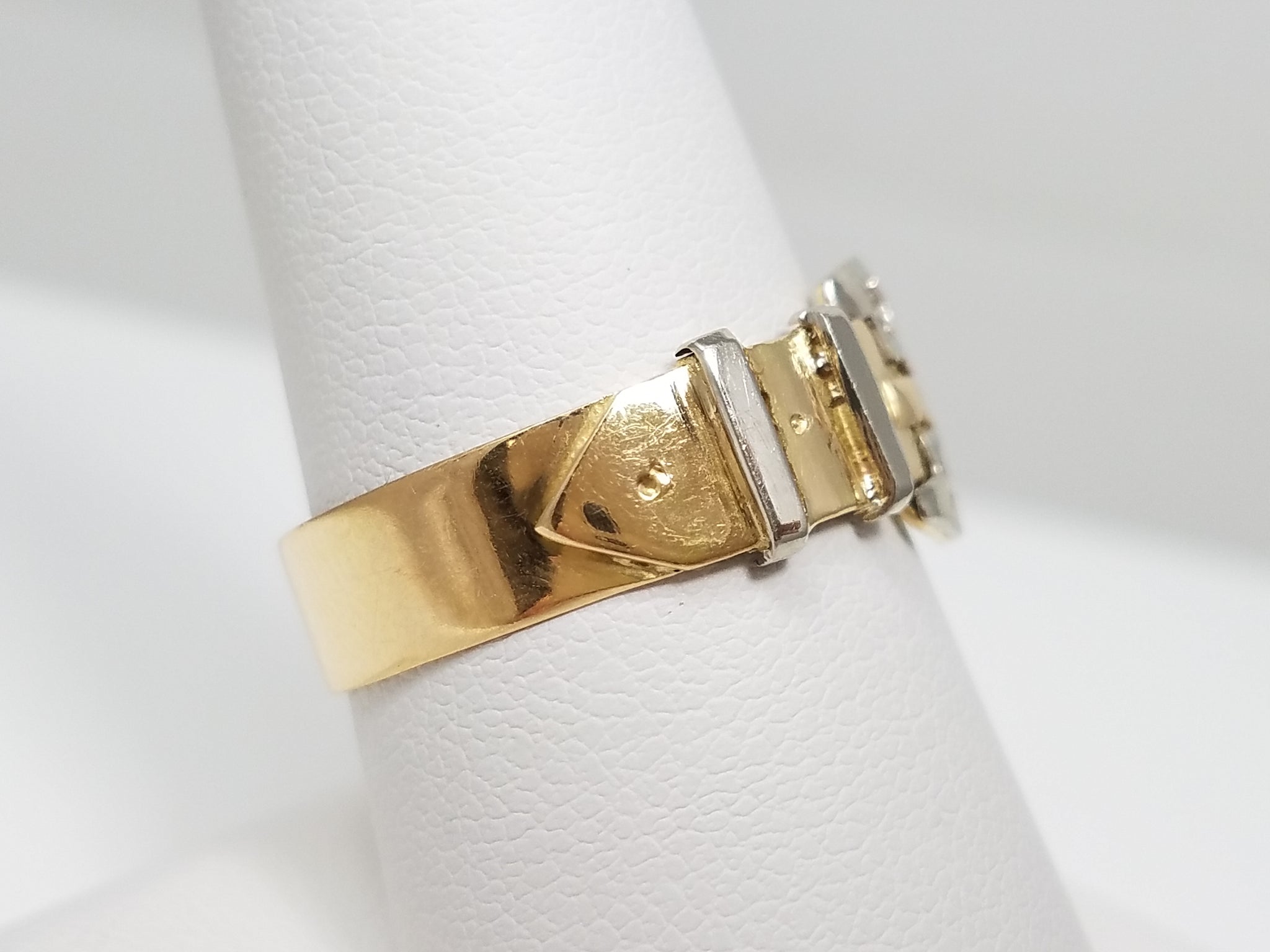 Chic Vintage Hand Made 18k Two Tone Gold Natural Diamond Buckle Ring