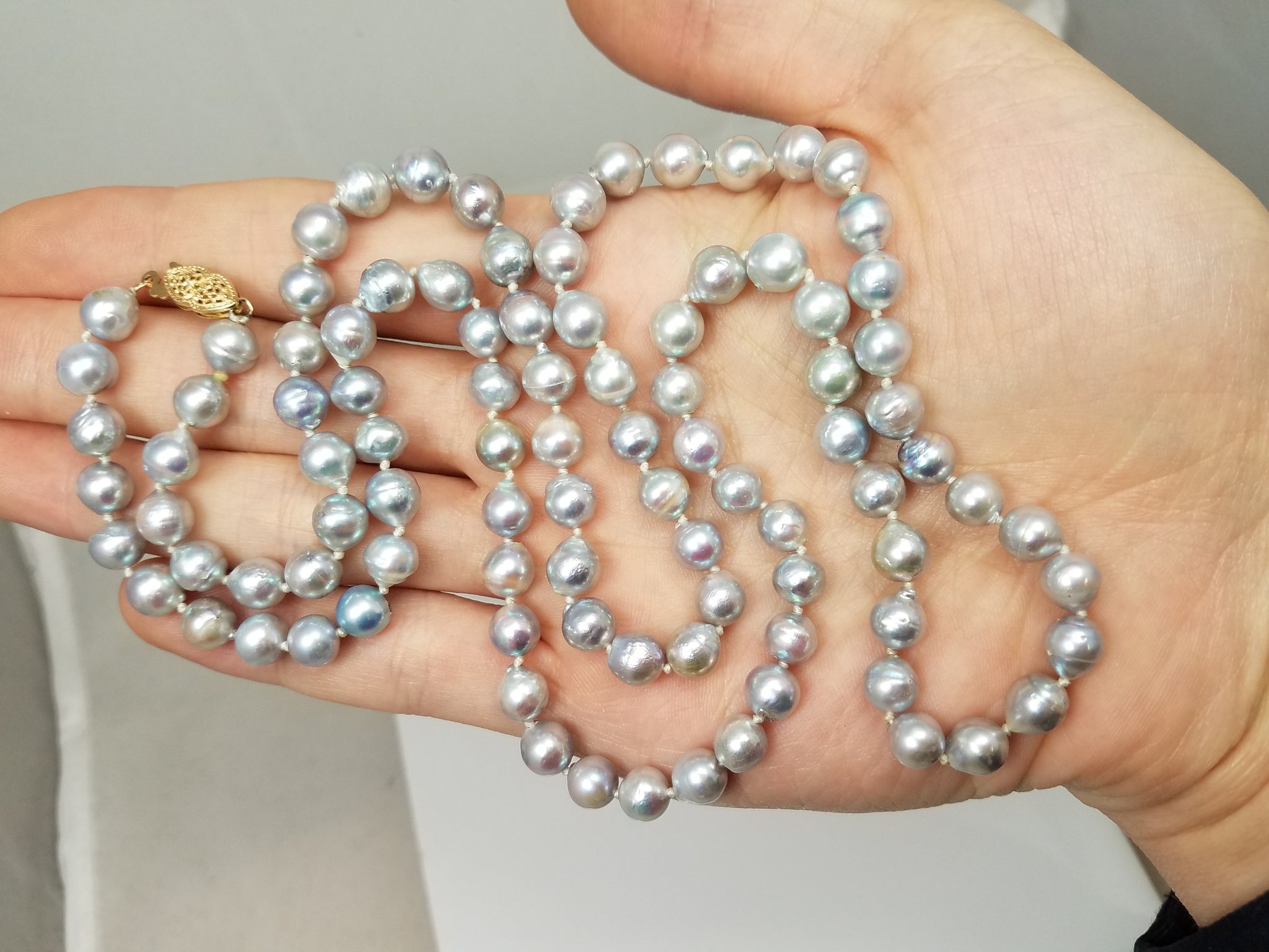 Lovely 30" 14k Yellow Gold Semi Baroque Cultured Grey Saltwater Pearl Strand