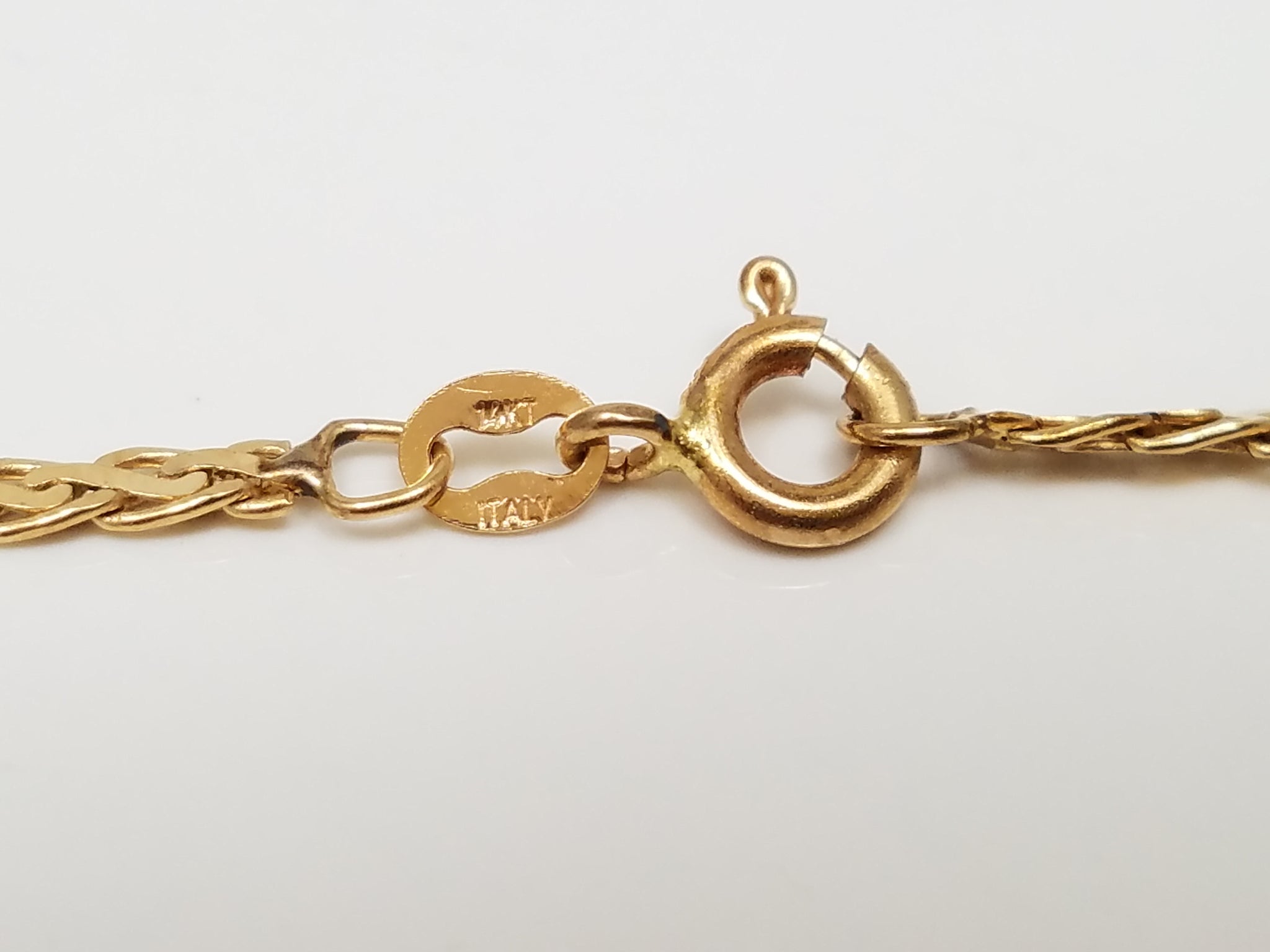 Gleaming 20" 14k Yellow Gold Flat Wheat Chain Necklace