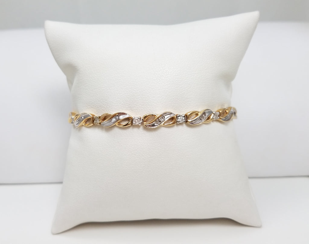 10k Two Tone Gold Natural Diamond 6 5/8" Bracelet