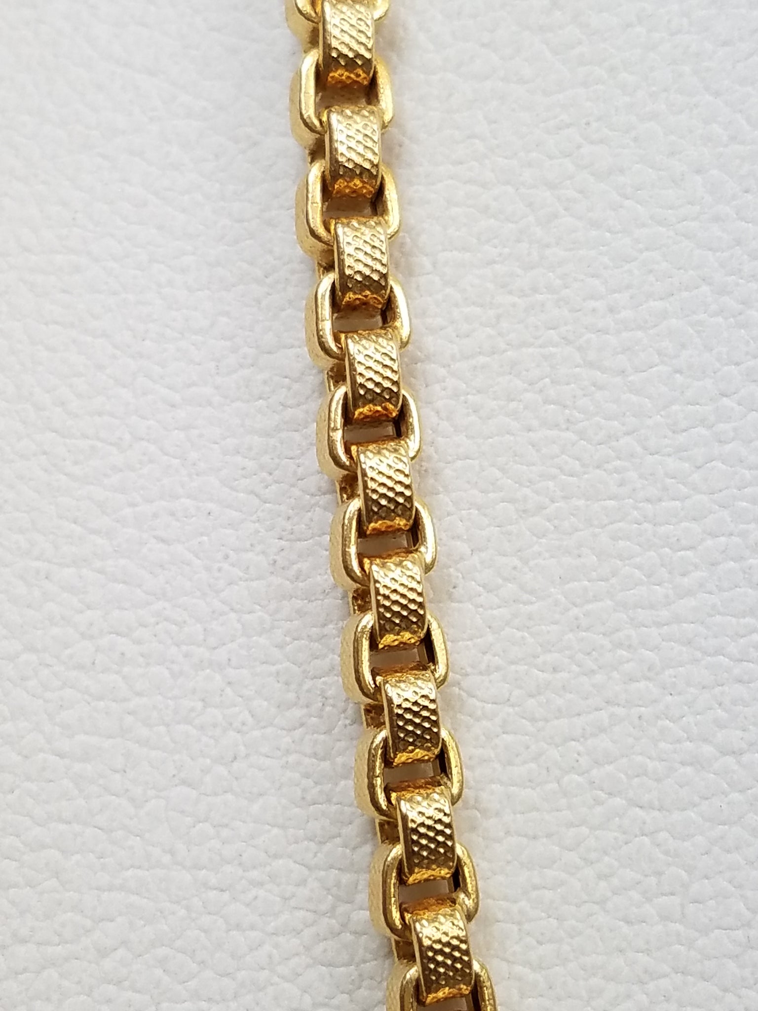 Radiant 14k Yellow Gold Fancy Box Link 18" Necklace
