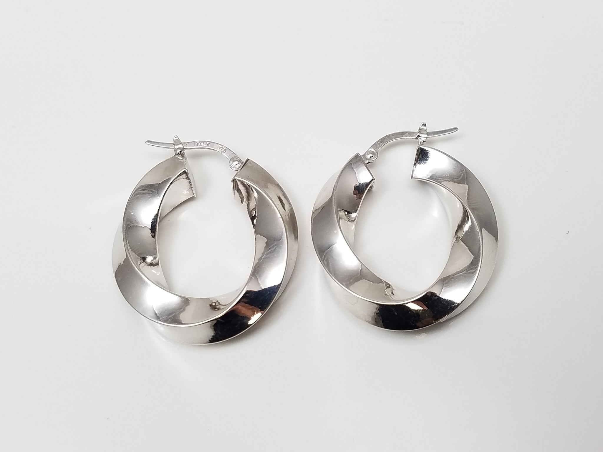 14k White Gold Twisted Hoop Earrings