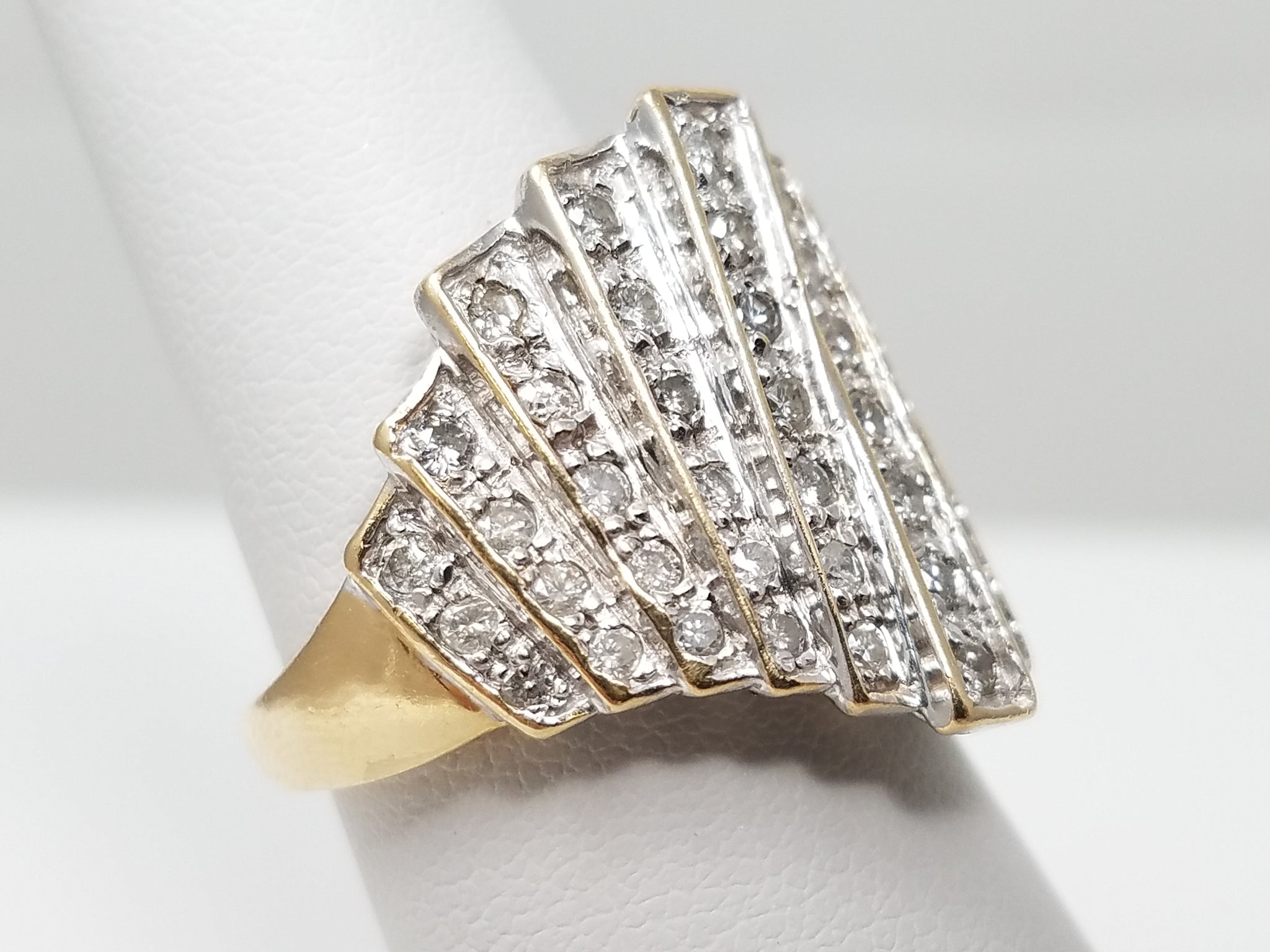 Dynamic 14k Two Tone Gold Natural Diamond Retro Ring