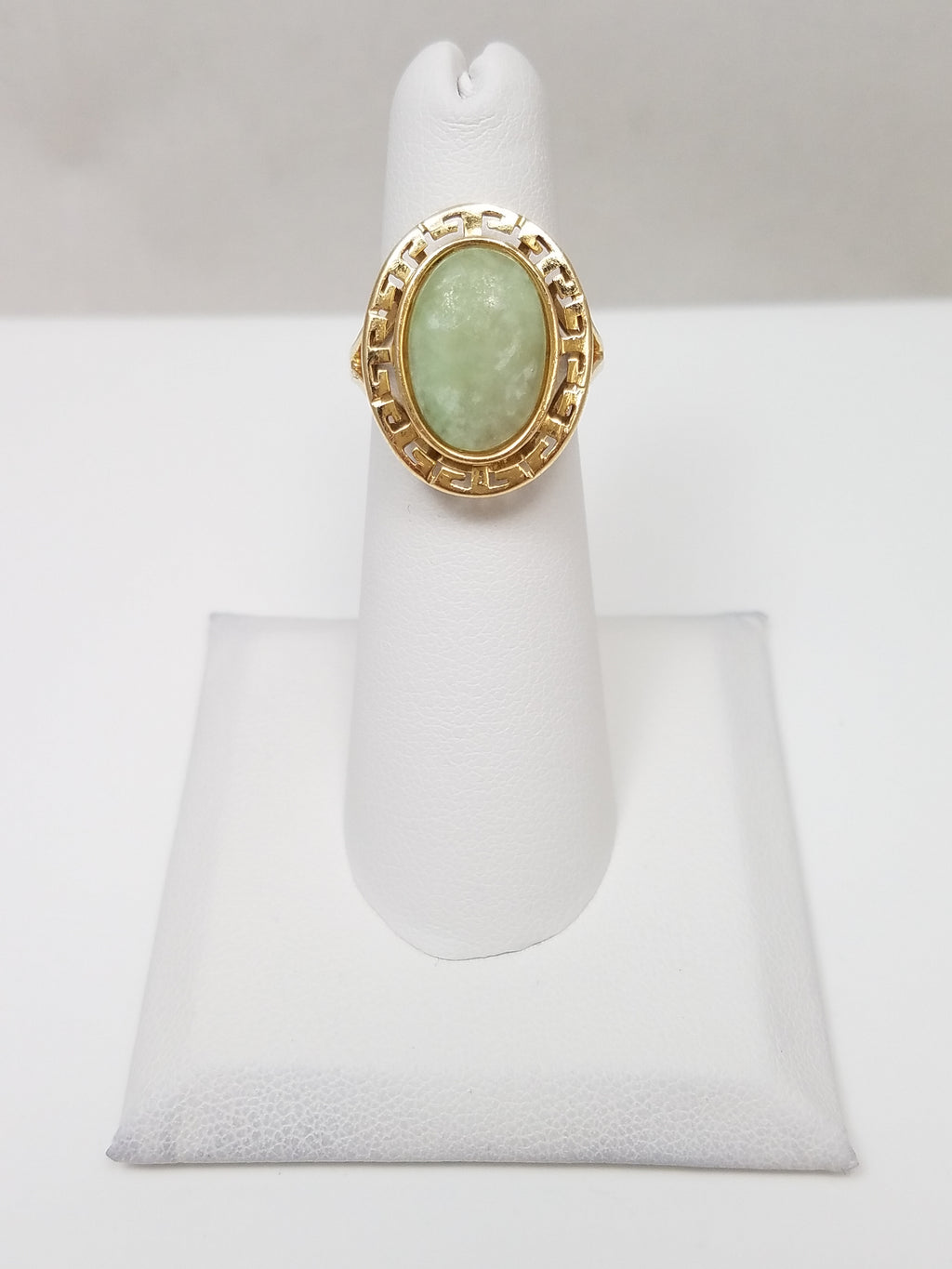 Soothing 14k Yellow Gold Natural Jade Ring