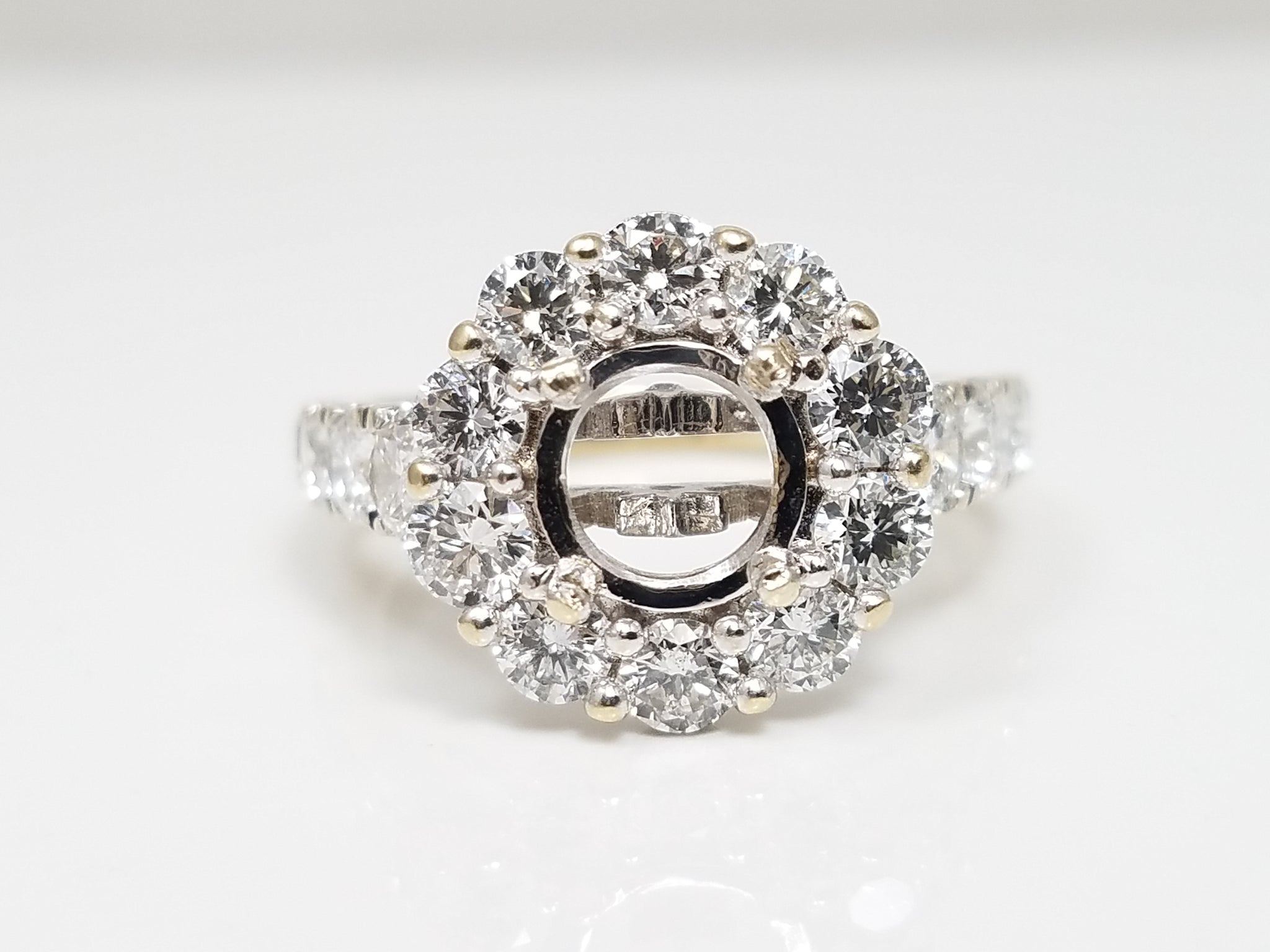 Lavish 18k White Gold 2ctw Natural Diamond Engagement Ring Mount