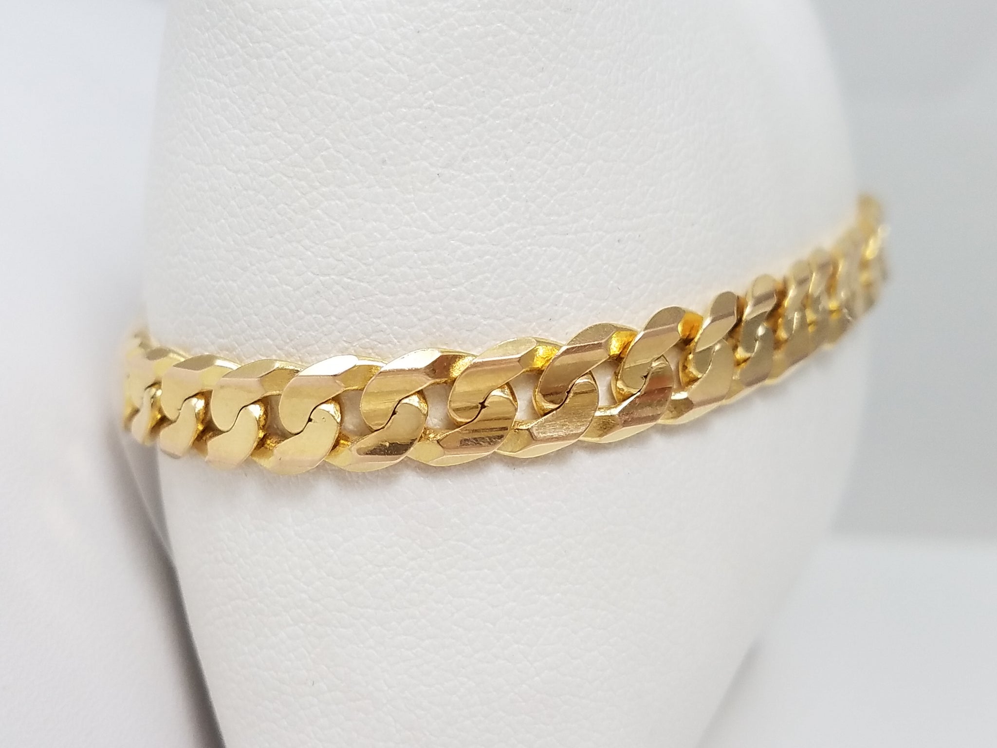 Sharp 8" Solid 10k Yellow Gold Curb Link Bracelet