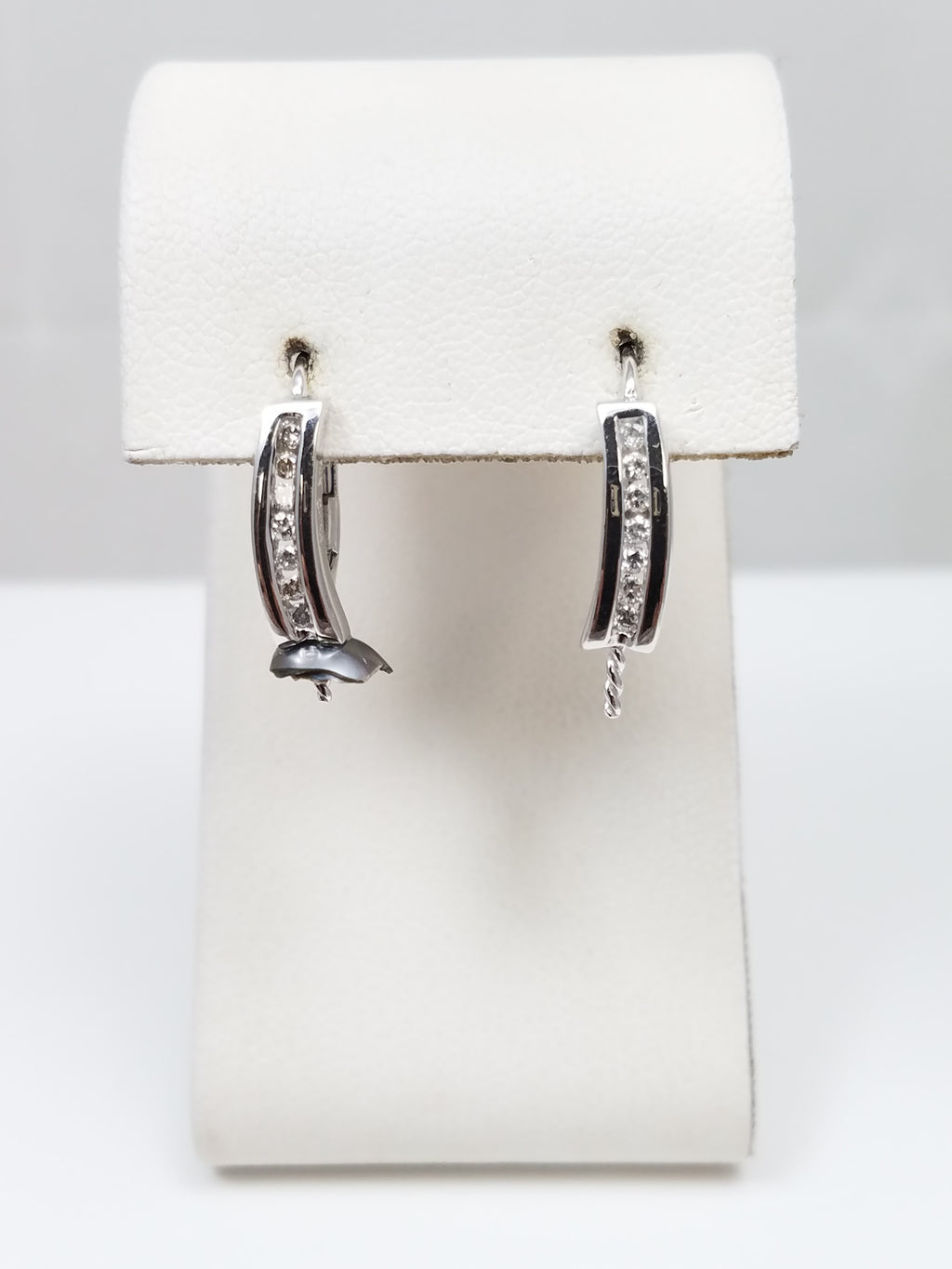 Dazzling 14k White Gold Natural Diamond Dangle Earring Mounts