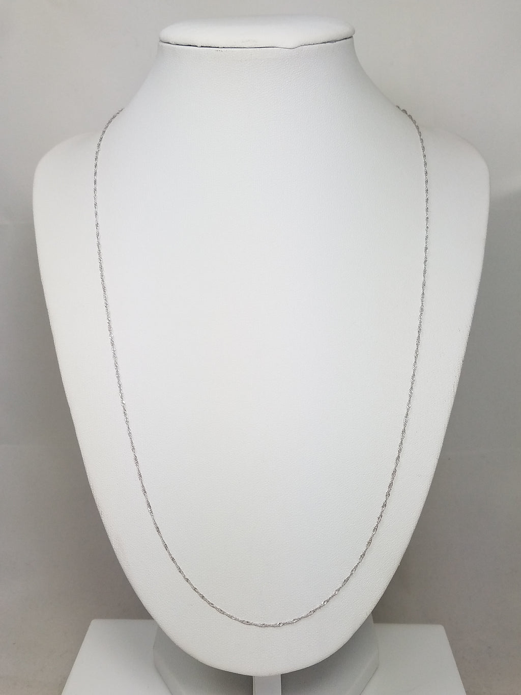 Gleaming 22" 14k White Gold Sparkly Twist Chain Necklace