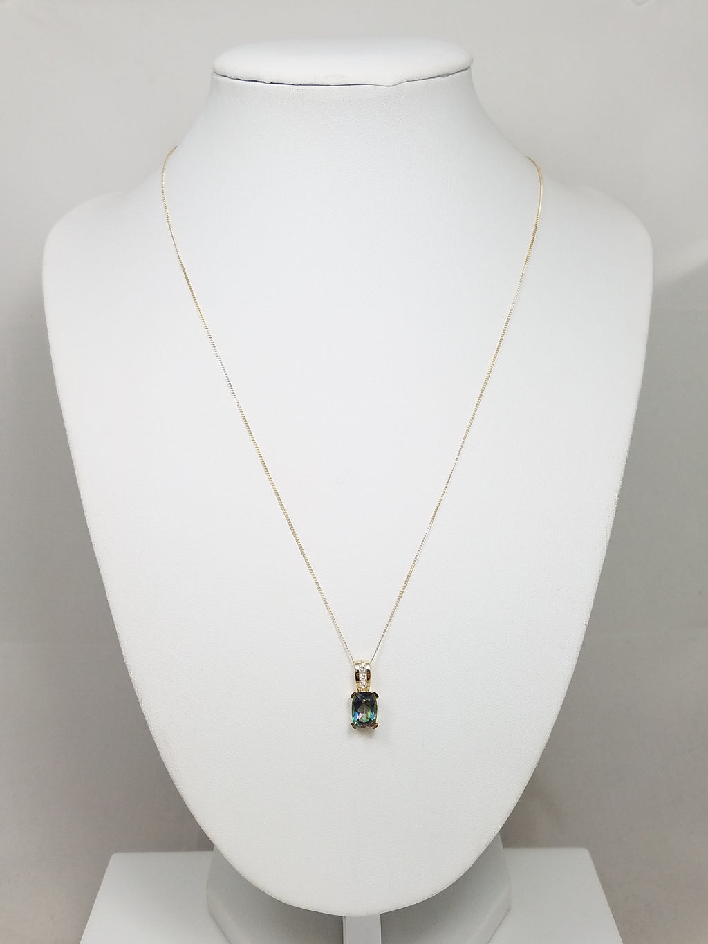 10k Yellow Gold Mystic Topaz/CZ Pendant Necklace