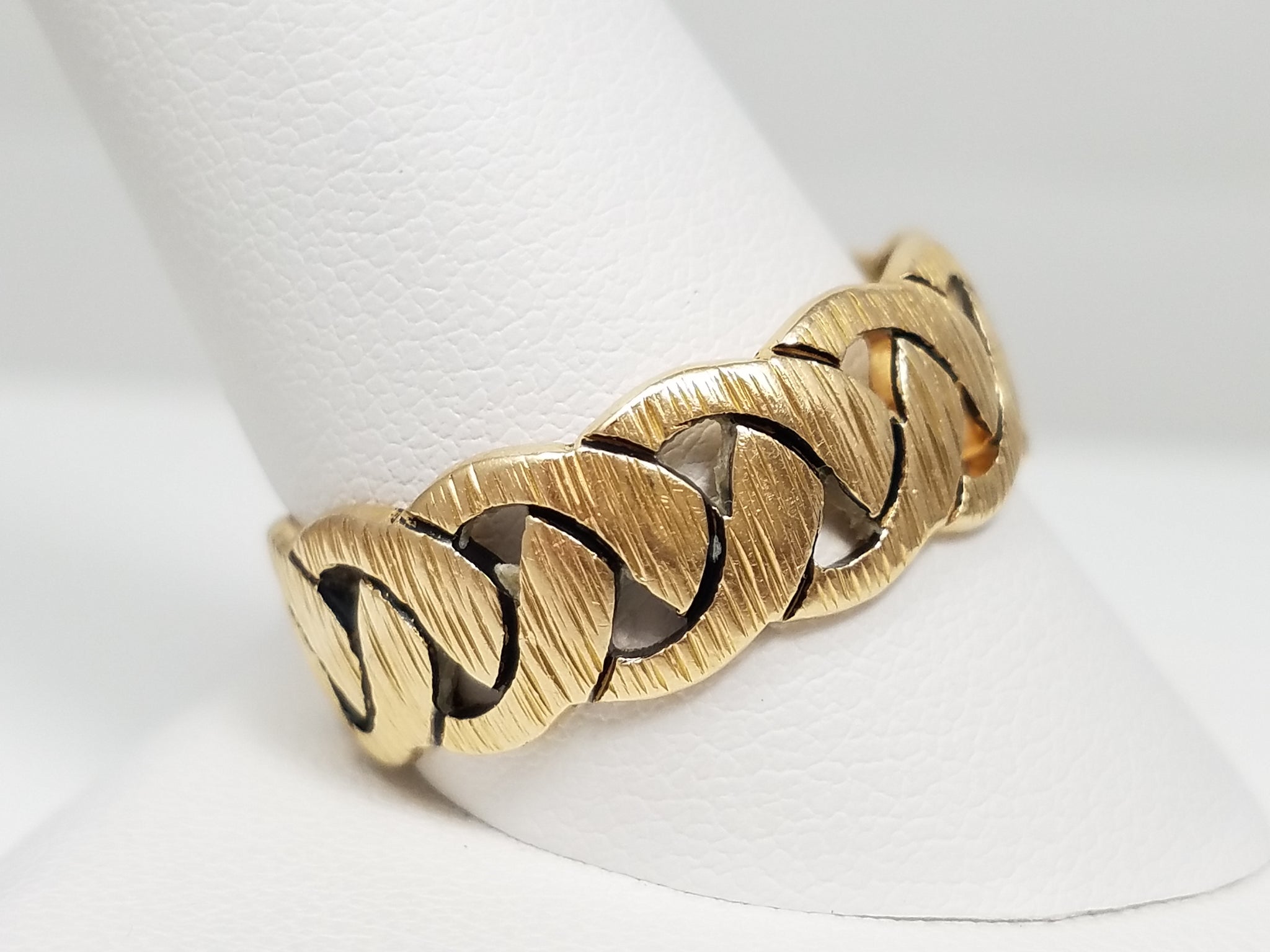 Grand 14k Yellow Gold Wide Link Style Bark Finish Wedding Ring Band