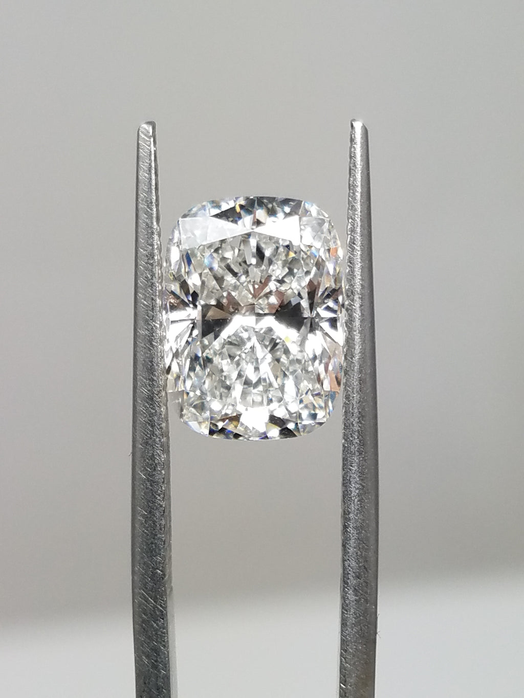 NEW IGI Certified 3.03ct Cushion Modified Brilliant Lab Grown Diamond VVS2 E
