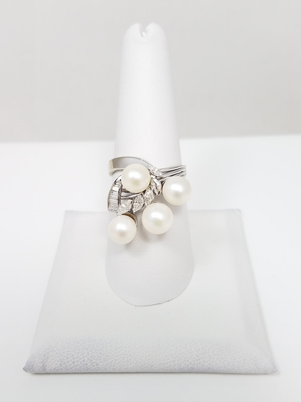 Vintage 12.5k White Gold Natural Diamond Cultured Pearl Bypass Ring