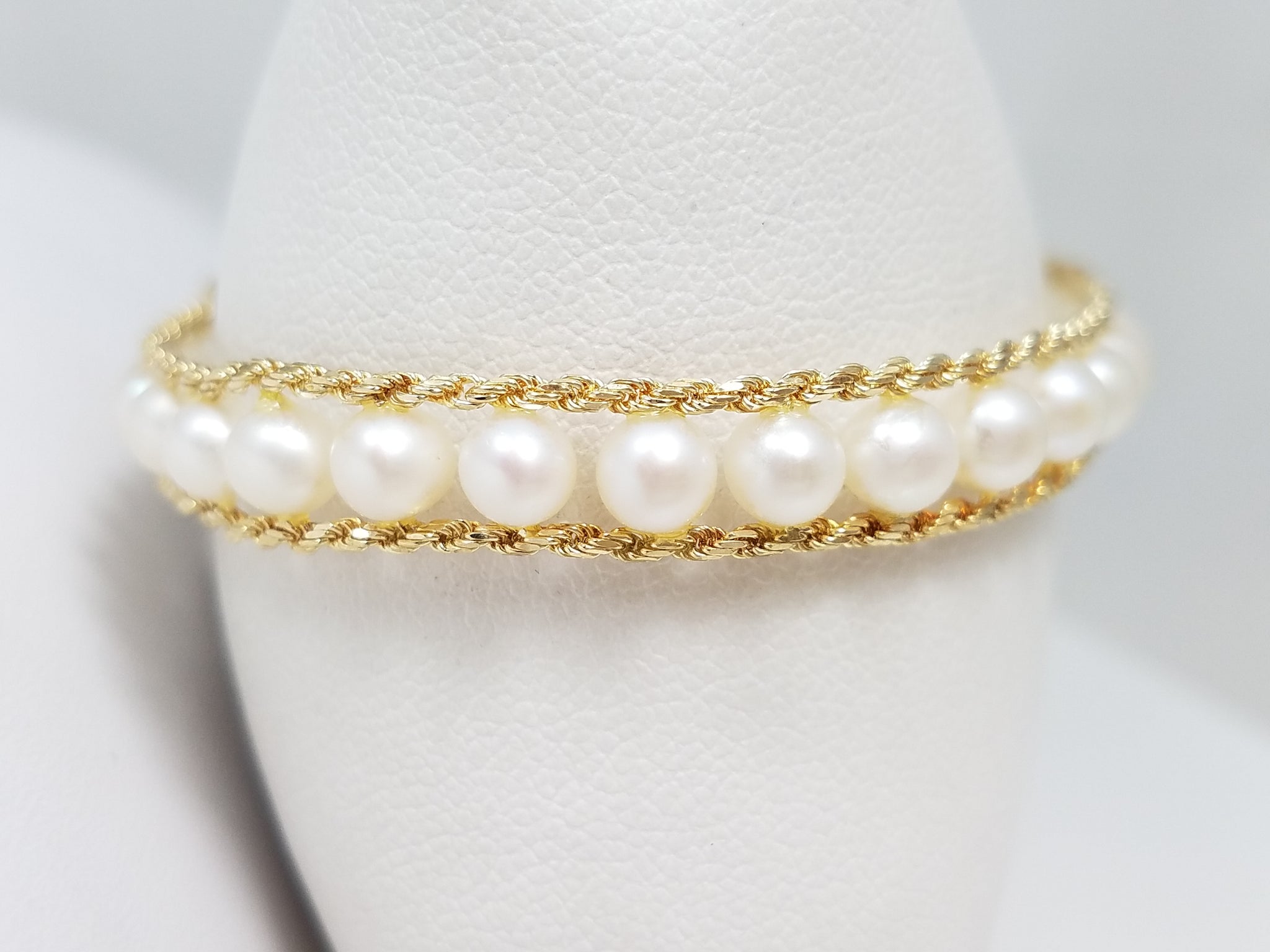 14k Yellow Gold Rope Chain Cultured Pearl 8" Bracelet