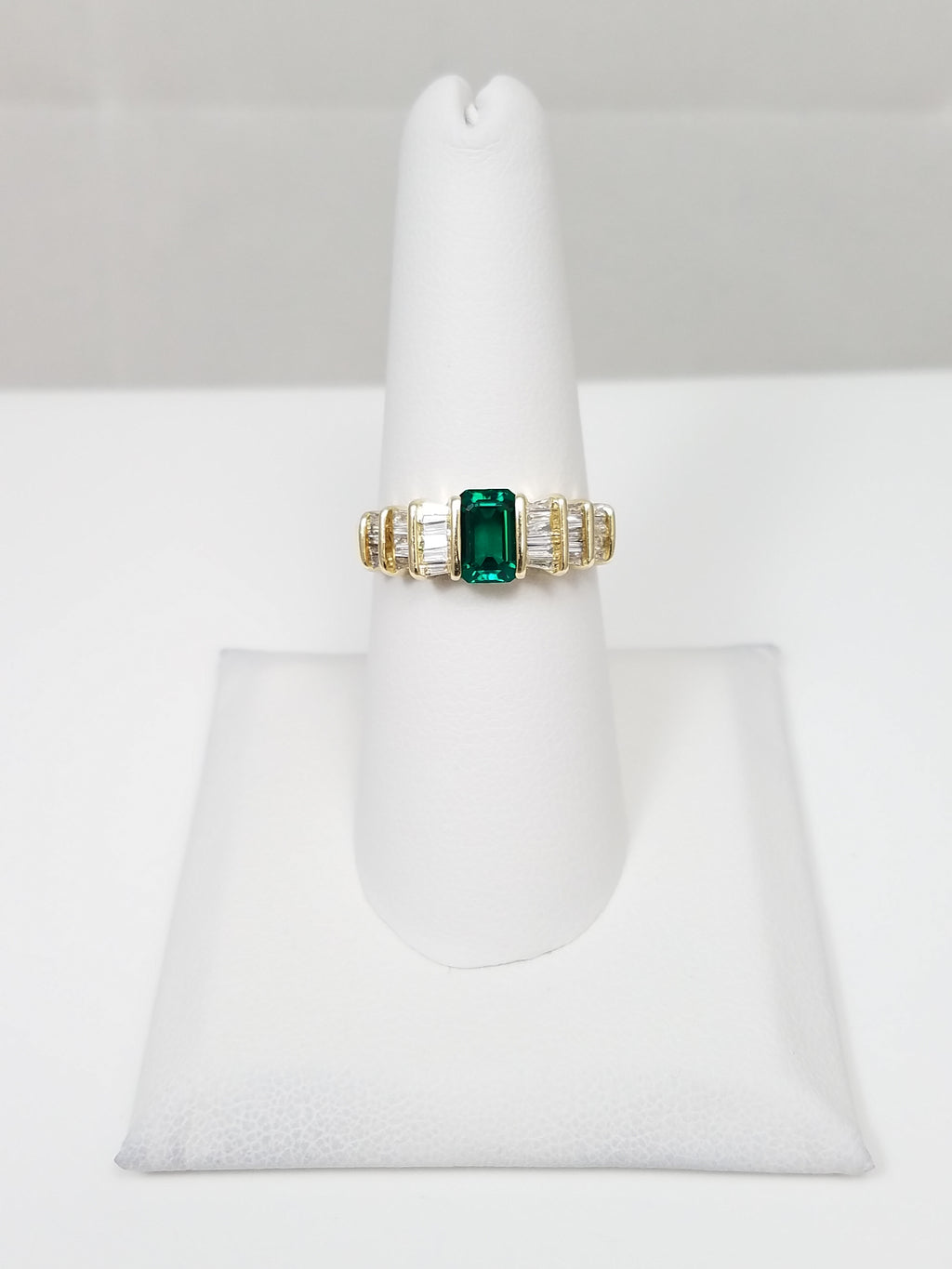 Magical 14k Yellow Gold Lab Created Emerald Natural Diamond Ring