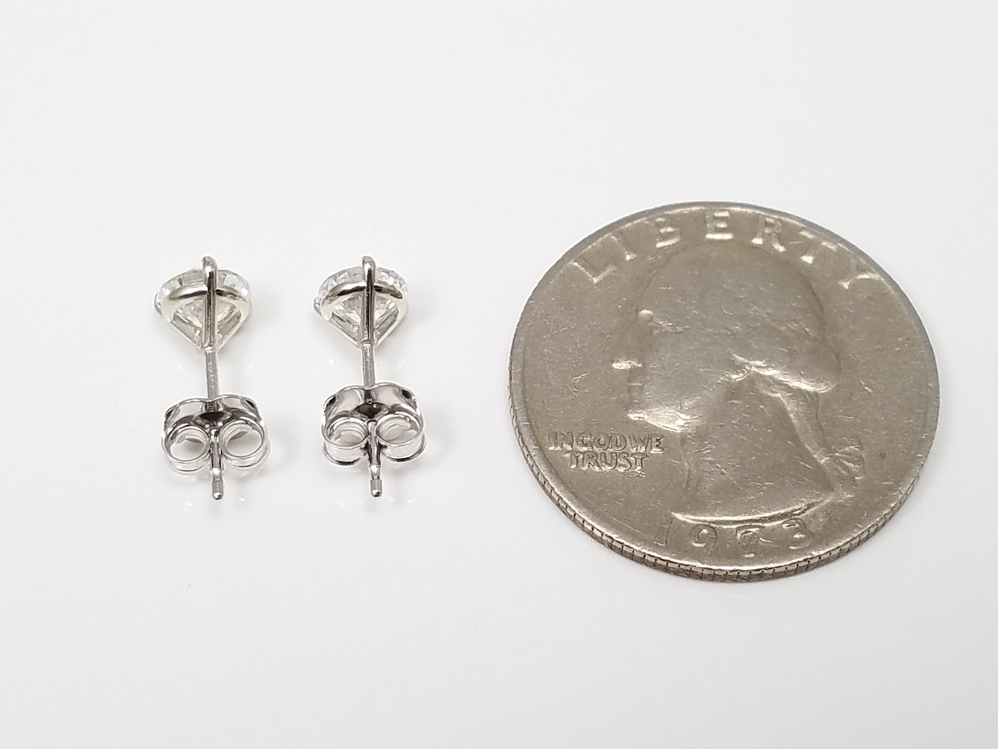 1.08ctw Lab Diamond 14k White Gold Stud Earrings