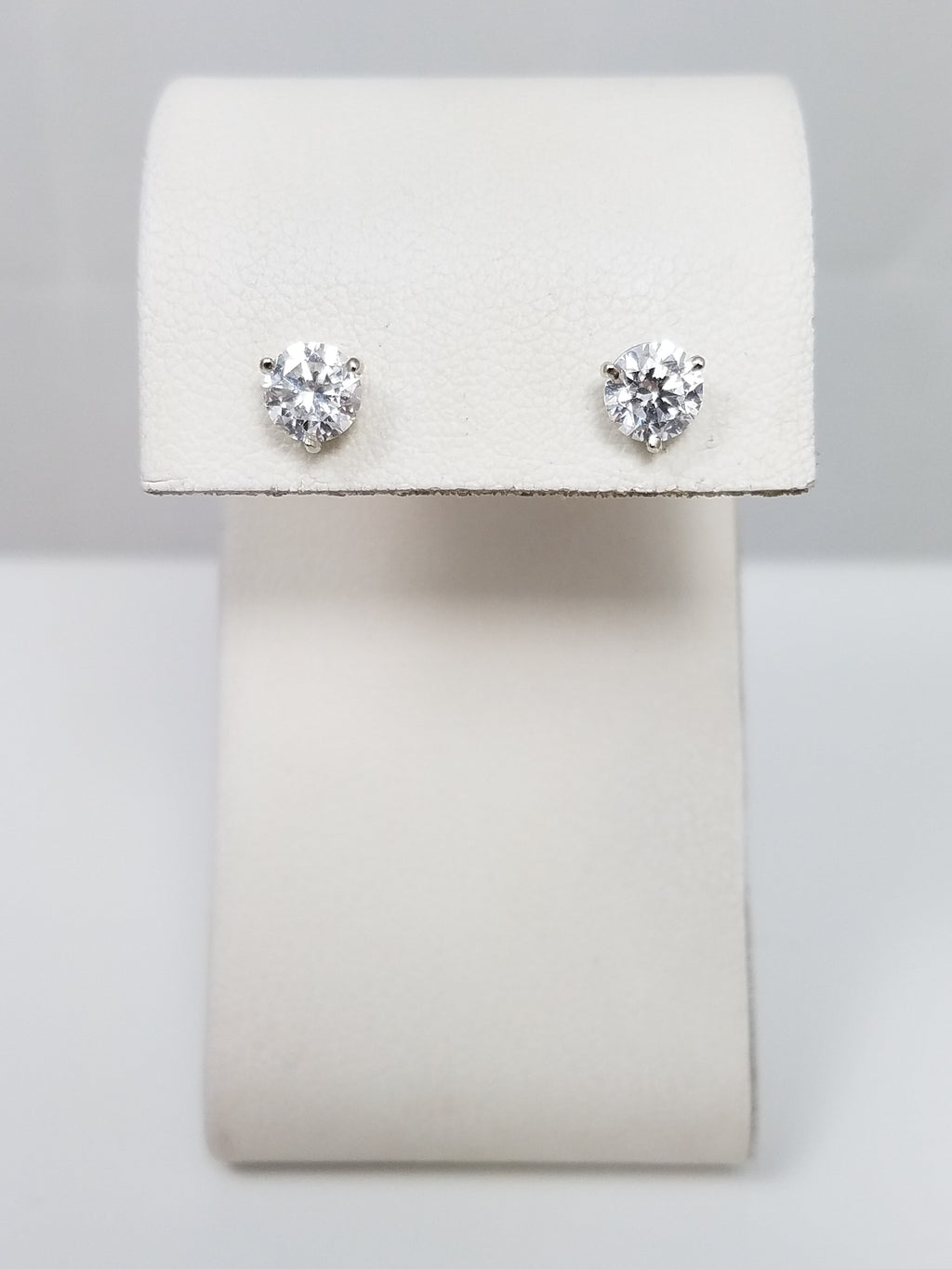 1.08ctw Lab Diamond 14k White Gold Stud Earrings