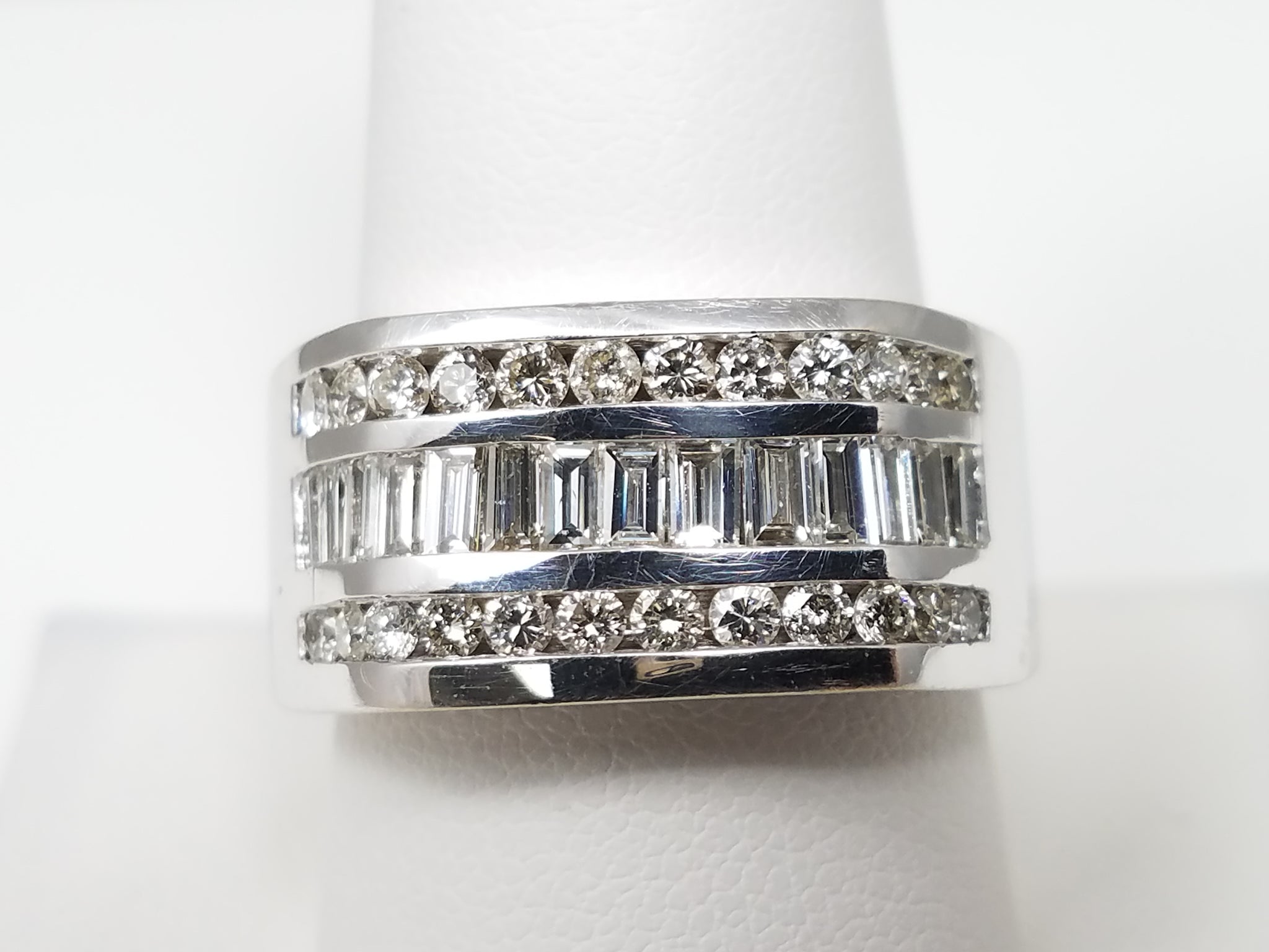 Dynamic Men's 14k White Gold 1ctw Natural Diamond Ring Band