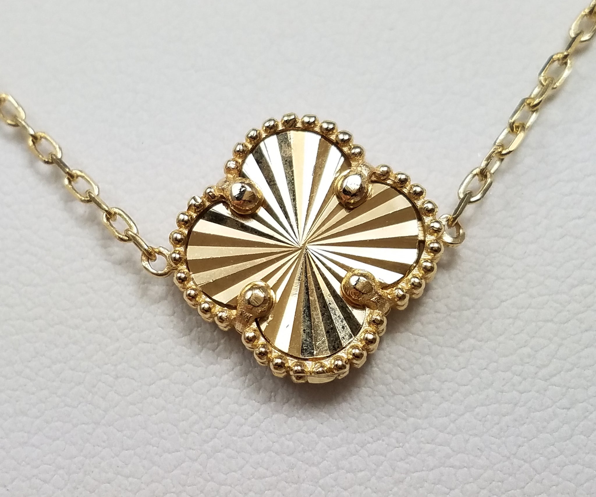 14k Yellow Gold 18" Clover Necklace