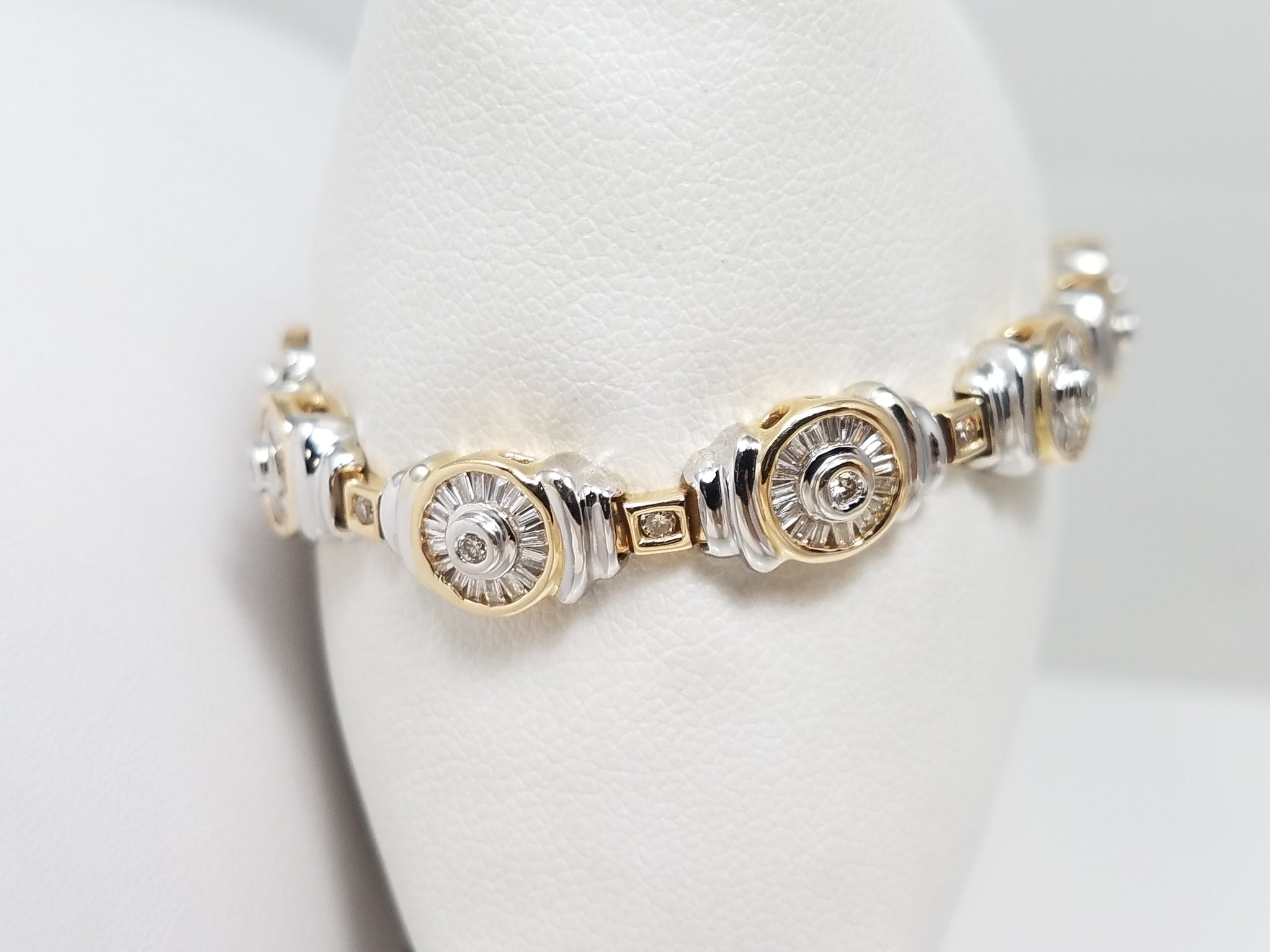 Scintillating 7.25" 14k Two Tone Gold 2ctw Natural Diamond Bracelet