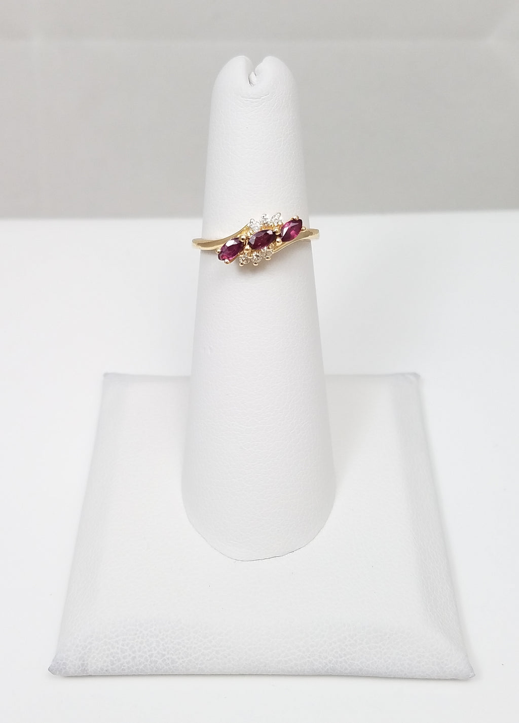 14k Yellow Gold Natural Ruby Diamond Ring