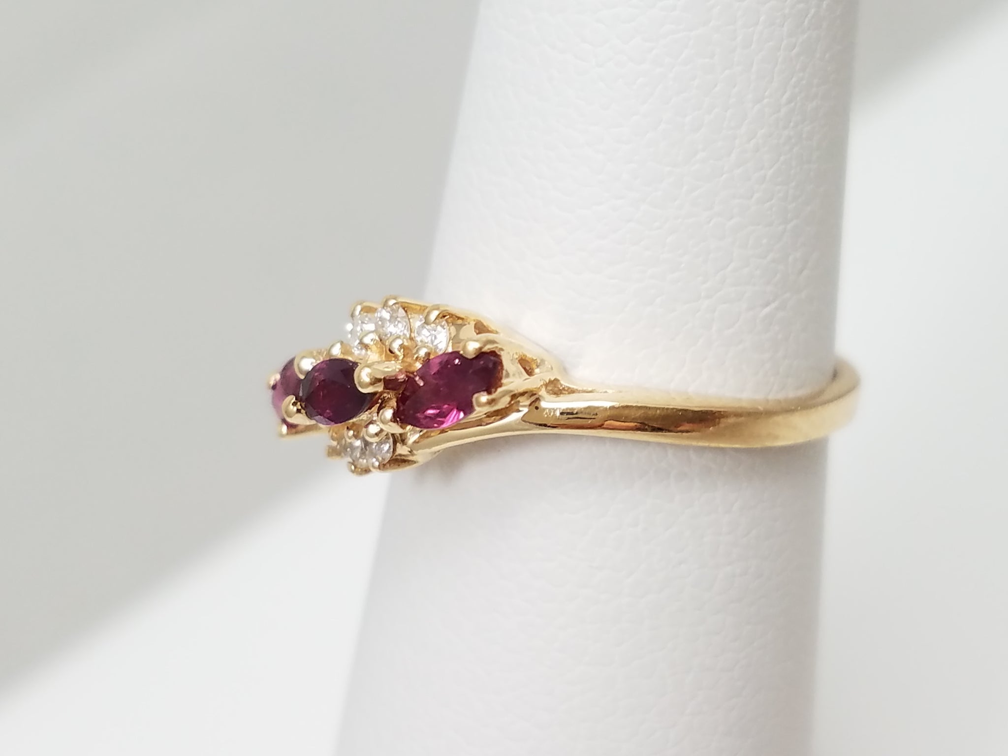 14k Yellow Gold Natural Ruby Diamond Ring