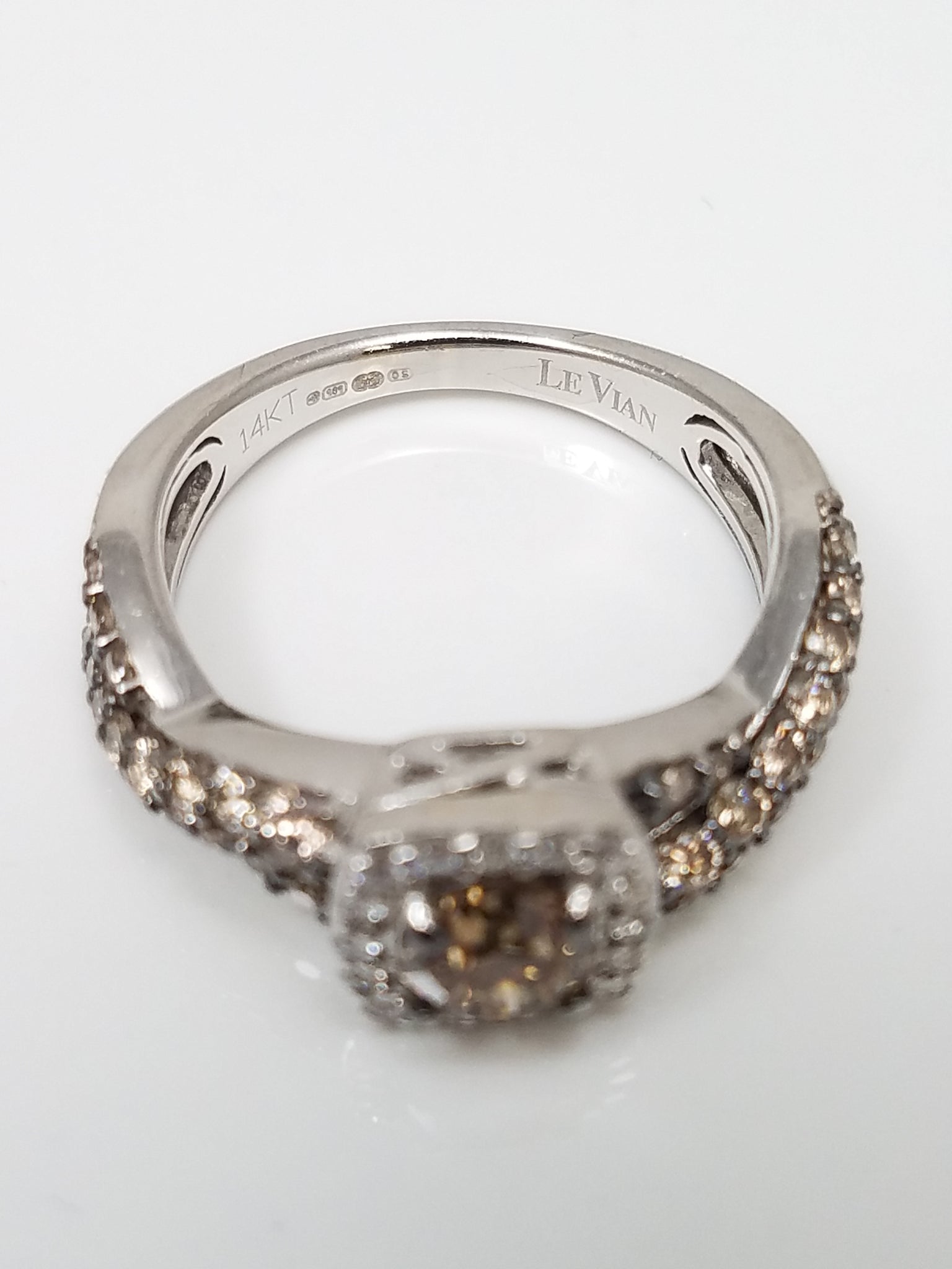 $3,600 Retail Le Viian 14k White Gold 1ctw Natural Diamond Halo Ring