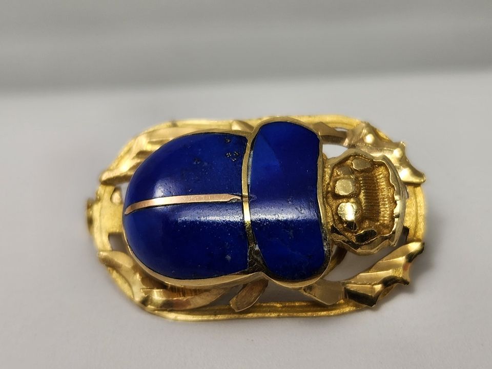 Vintage 18k Gold Scarab Beetle Pin Brooch