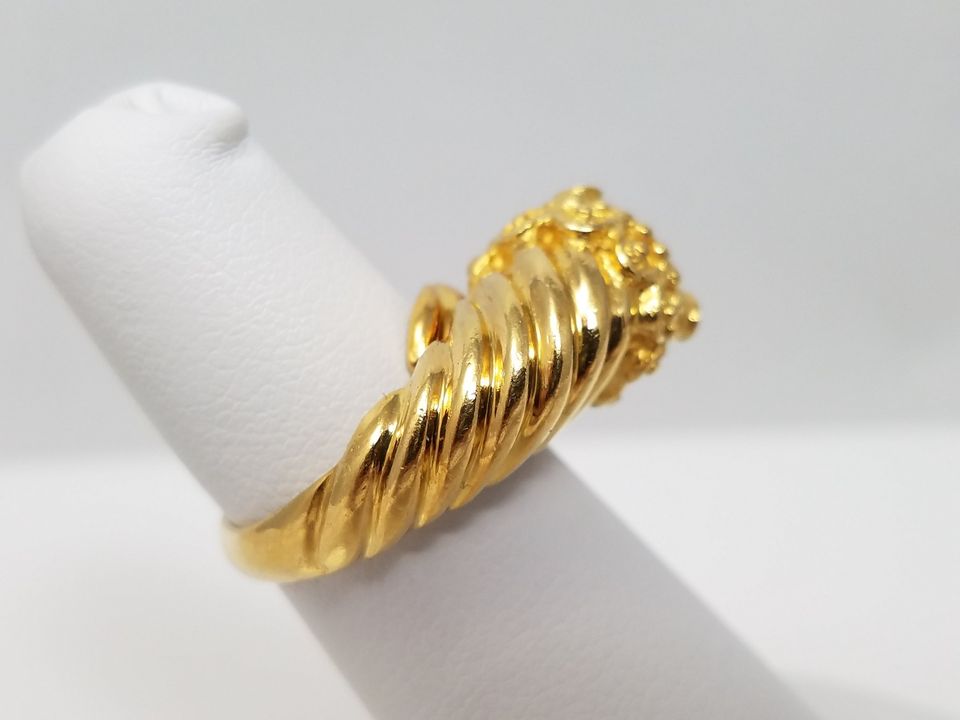 Bold 18k Yellow Gold Ladies Lion Head Ring