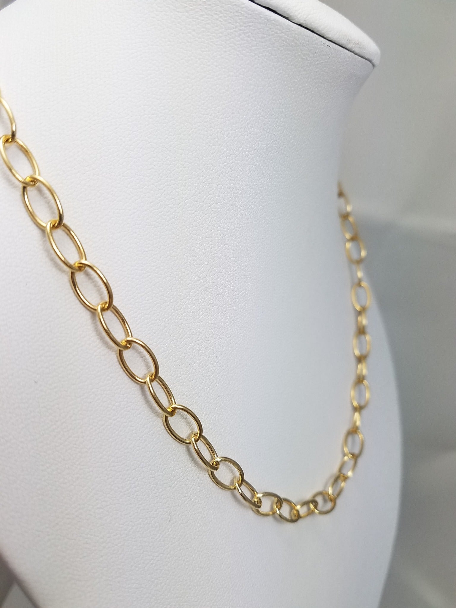 16" 14k Hollow Yellow Gold Link Chain Necklace Italy