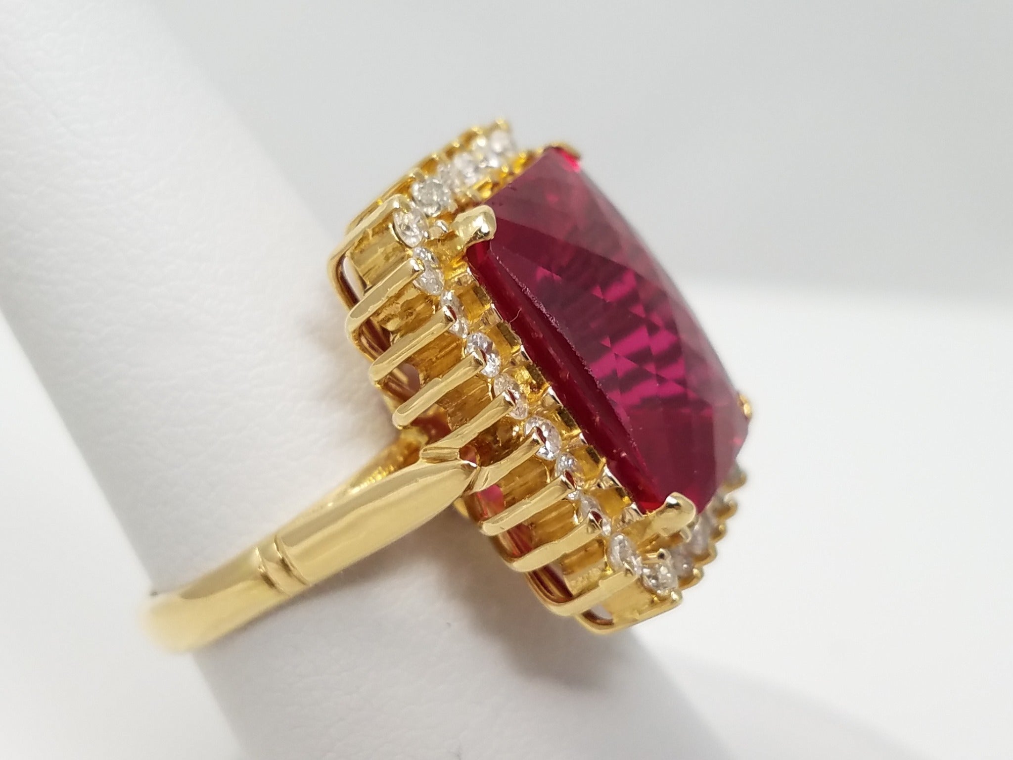 Sensational 18k Yellow Gold Synthetic Ruby Natural Diamond Custom Ring