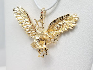 Shimmering Diamond Cut Solid 14k Yellow Gold Eagle With Stars Pendant