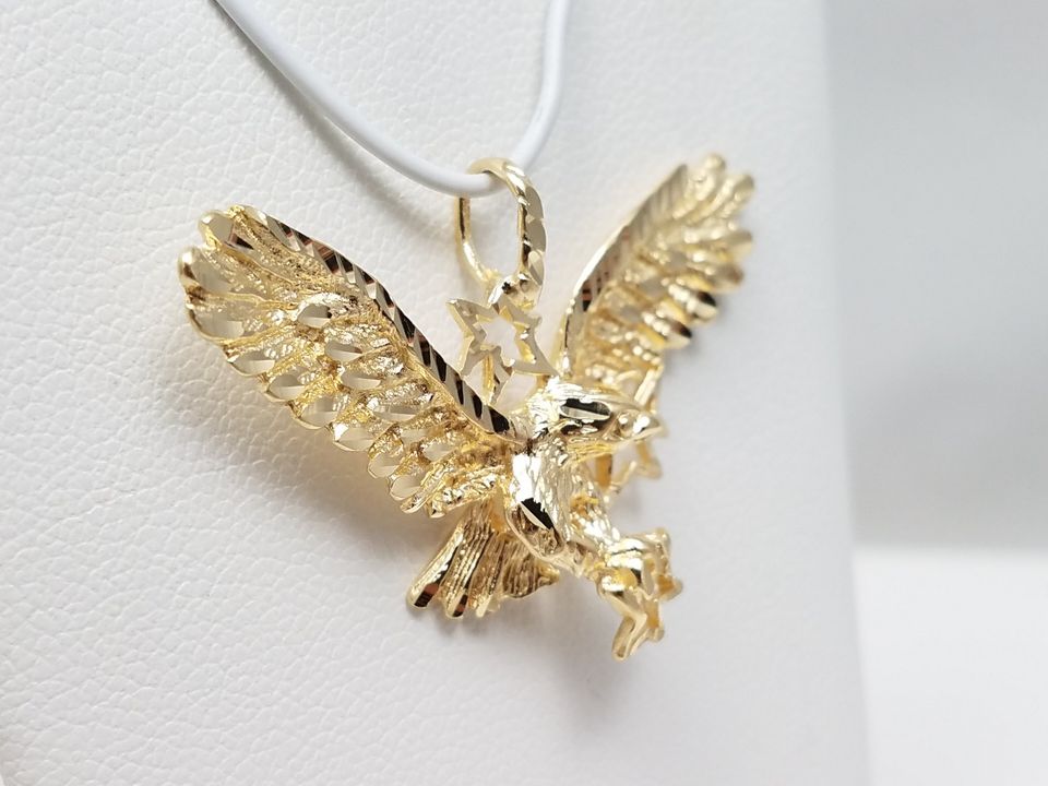 Shimmering Diamond Cut Solid 14k Yellow Gold Eagle With Stars Pendant