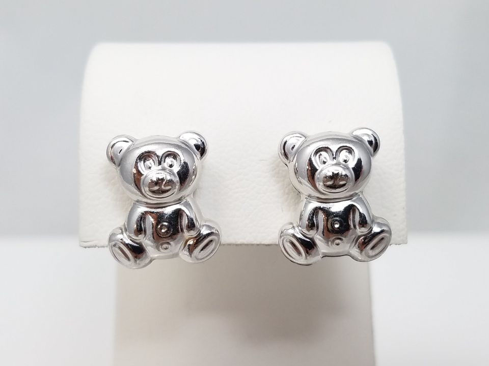 Adorable 18k White Gold 3D Teddy Bear Earrings